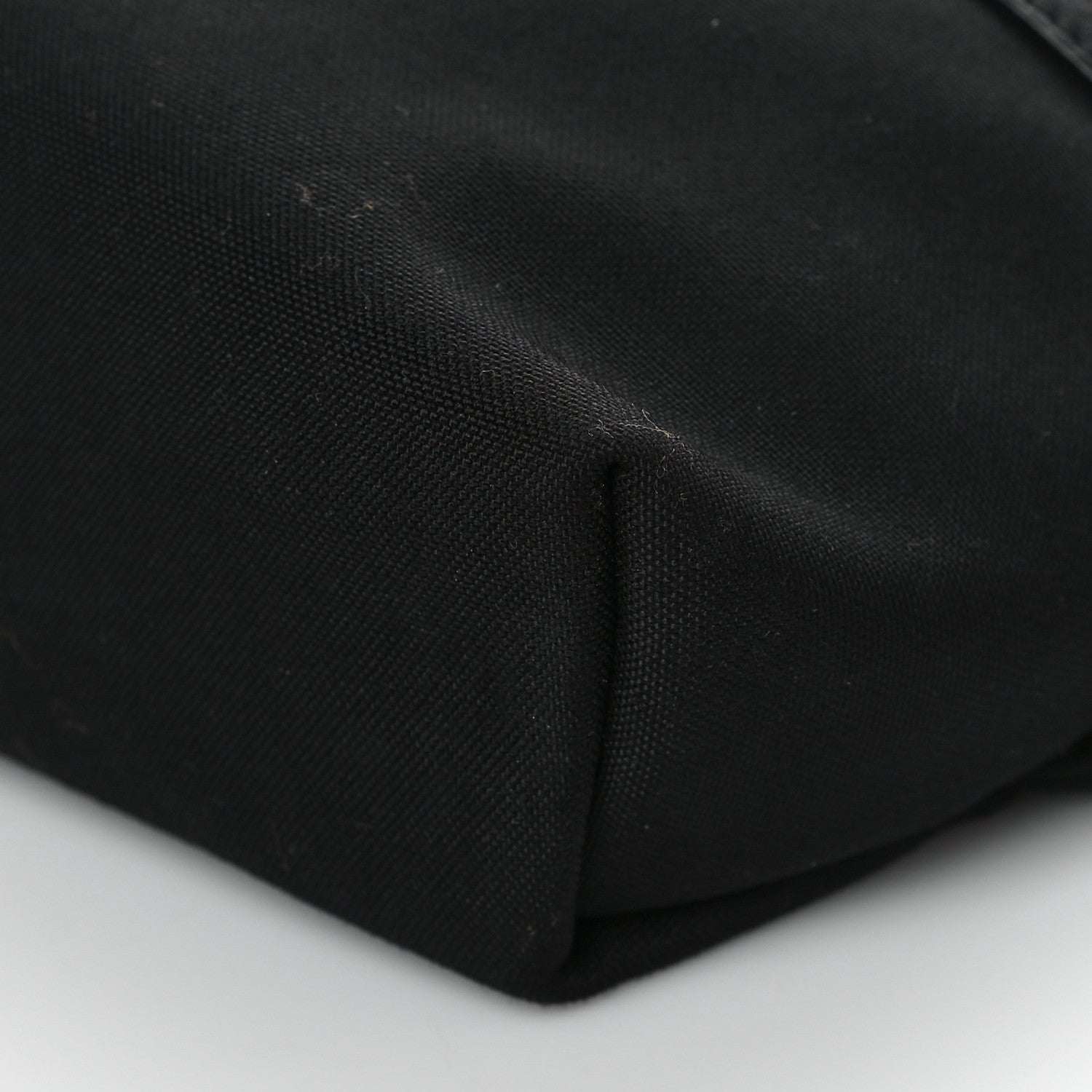 Saint Laurent Canvas Calfskin City Belt Bag Black 16 of 17