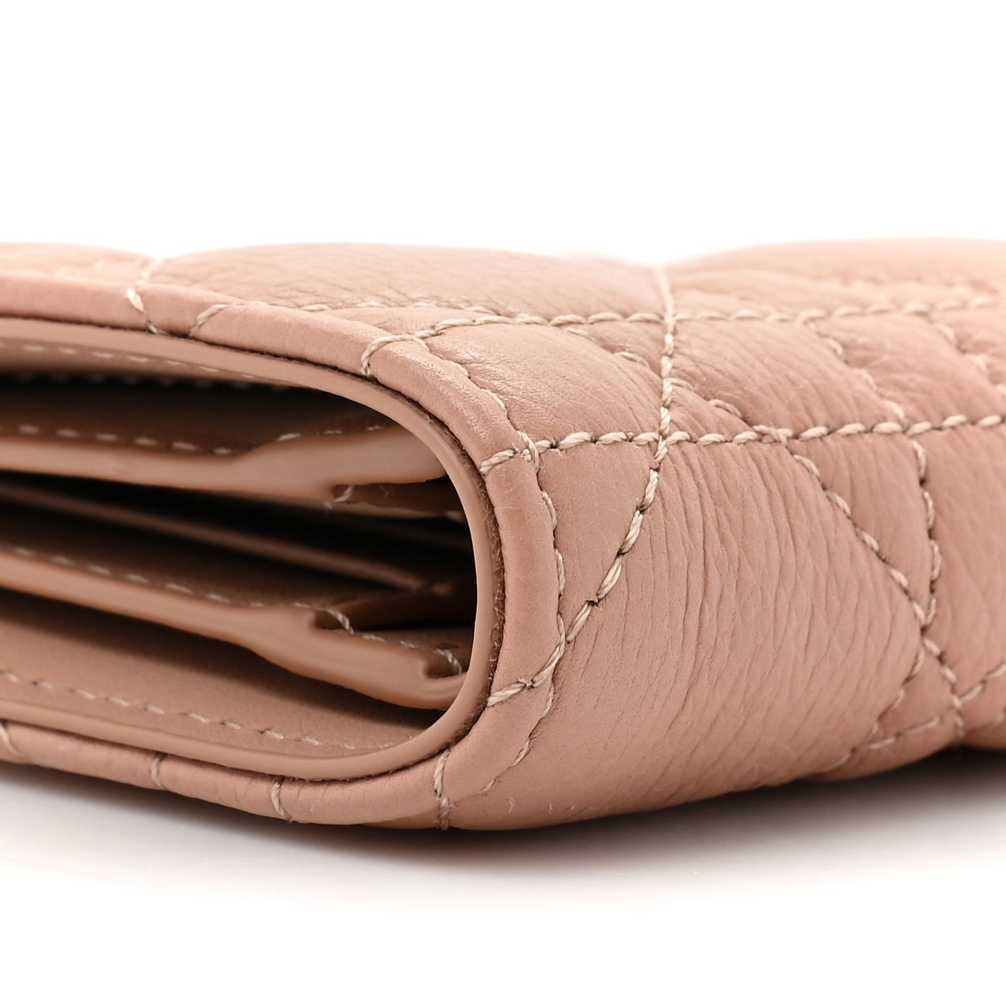 Grained Calfskin Supple Cannage Caro Dahlia Wallet Rose Des Vents