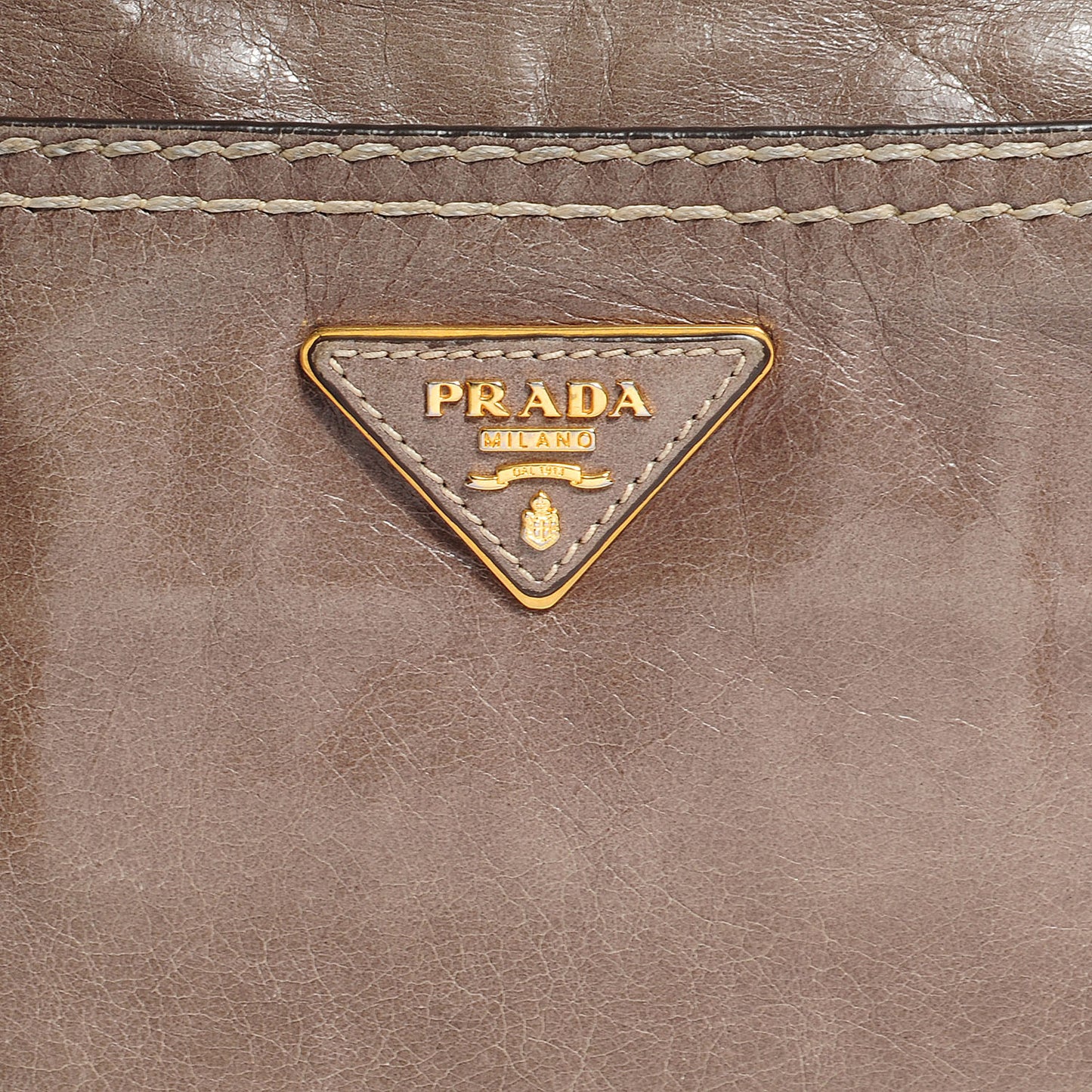 Vitello Shine Pochette Clutch Argilla