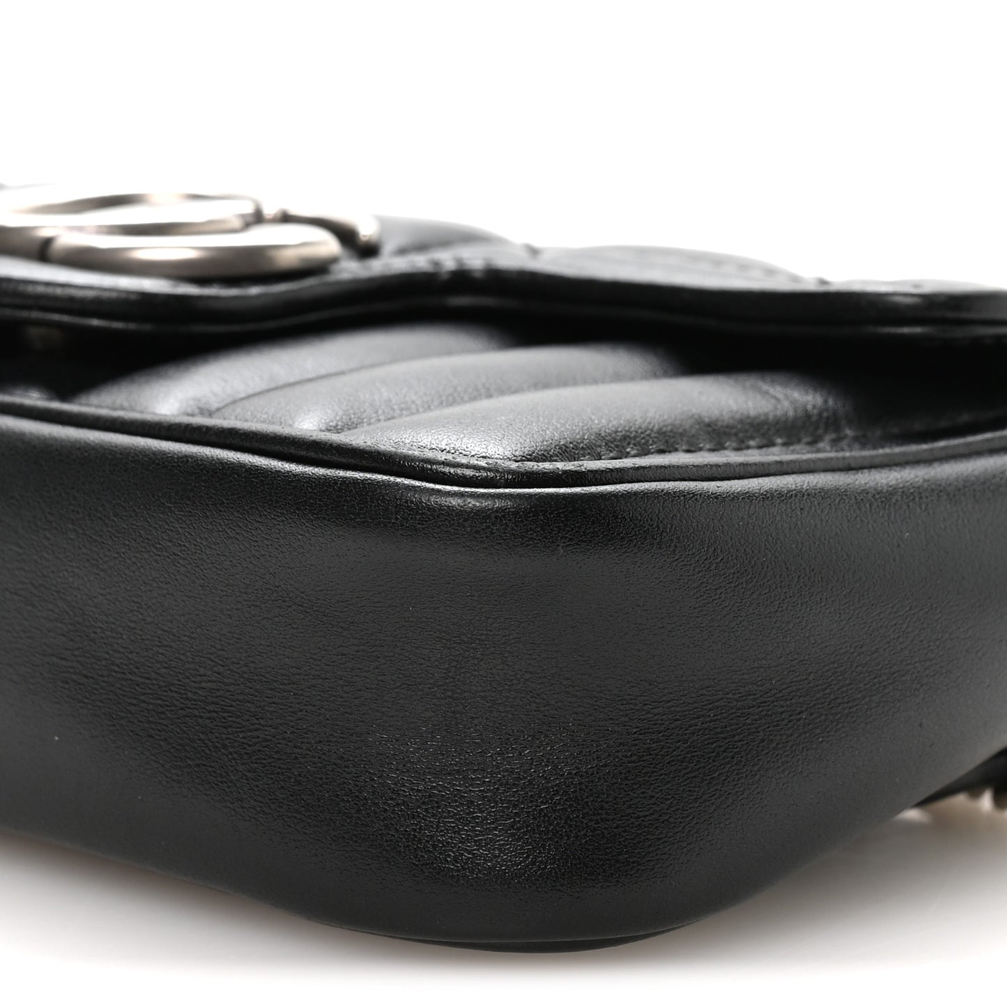 Calfskin Matelasse Aria Super Mini GG Marmont Shoulder Bag Black