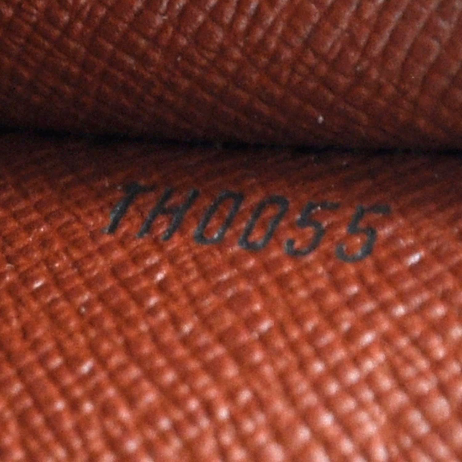 Louis Vuitton Damier Ebene Tribeca Long 9 of 10