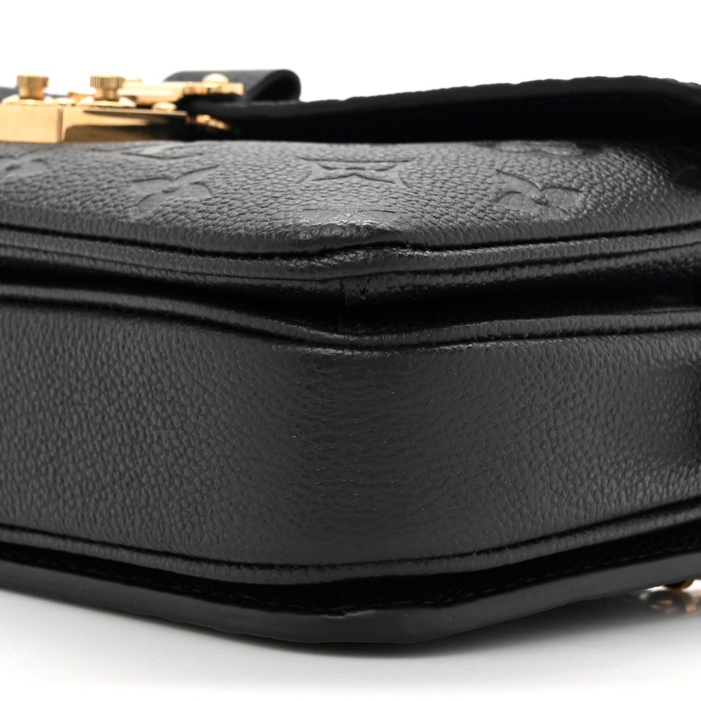 Empreinte Pochette Metis East West Black