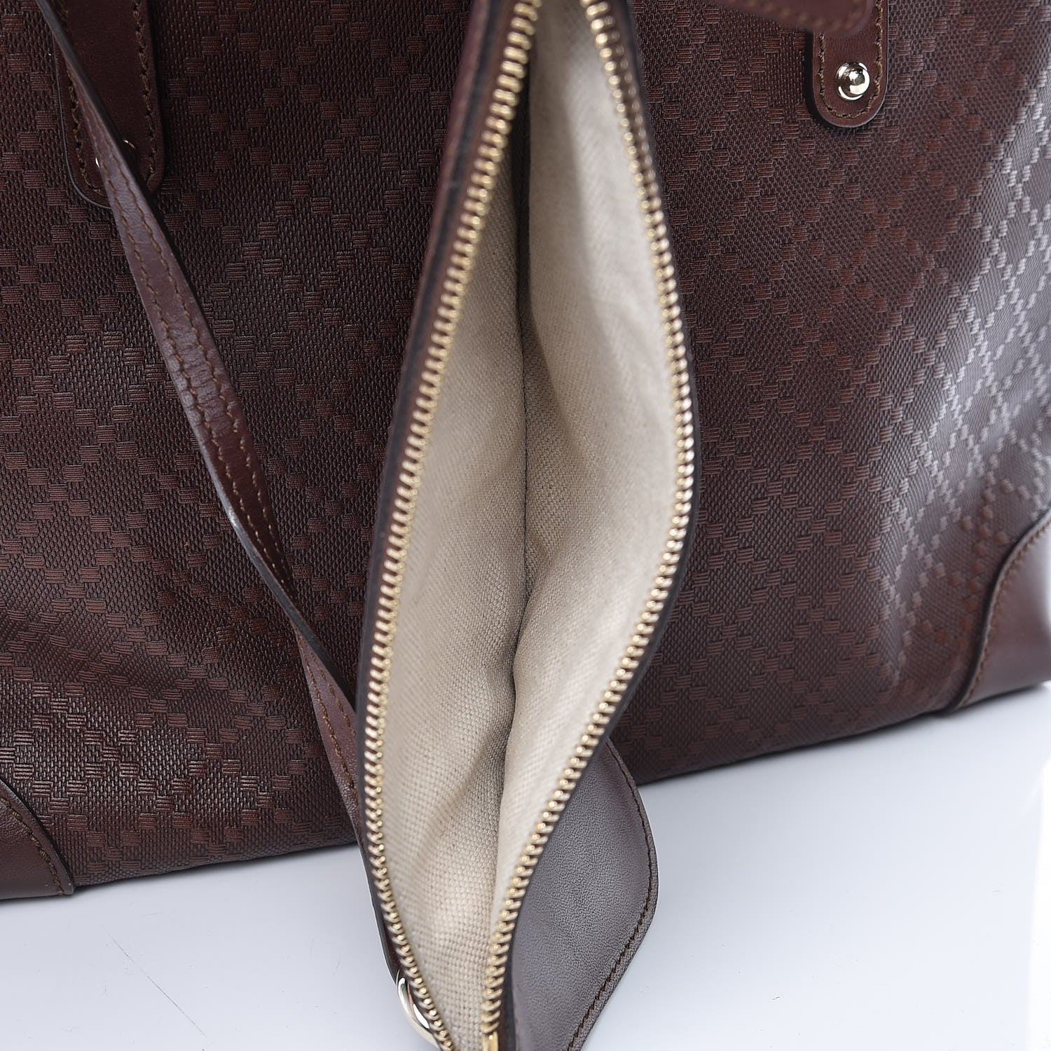 Gucci Diamante Calfskin Small Craft Tote Cuir 12 of 18