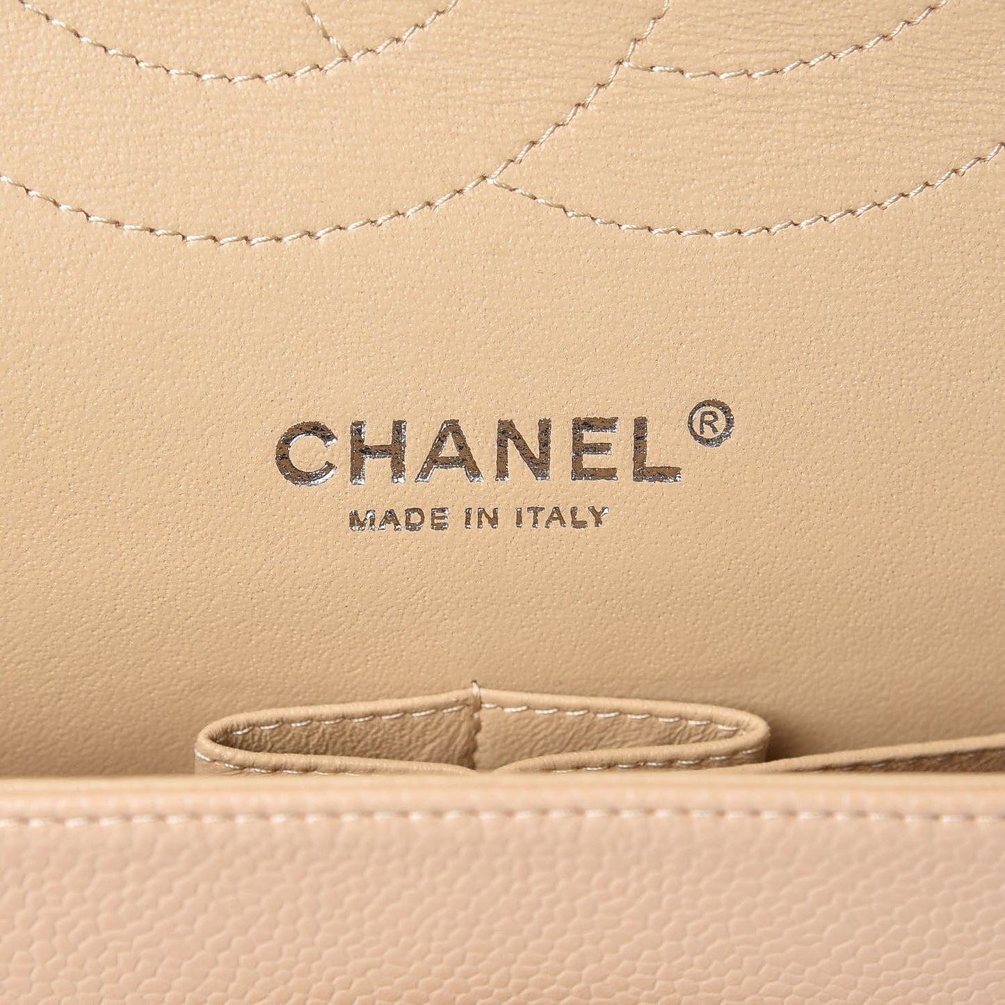 Caviar Quilted Jumbo Double Flap Beige Clair