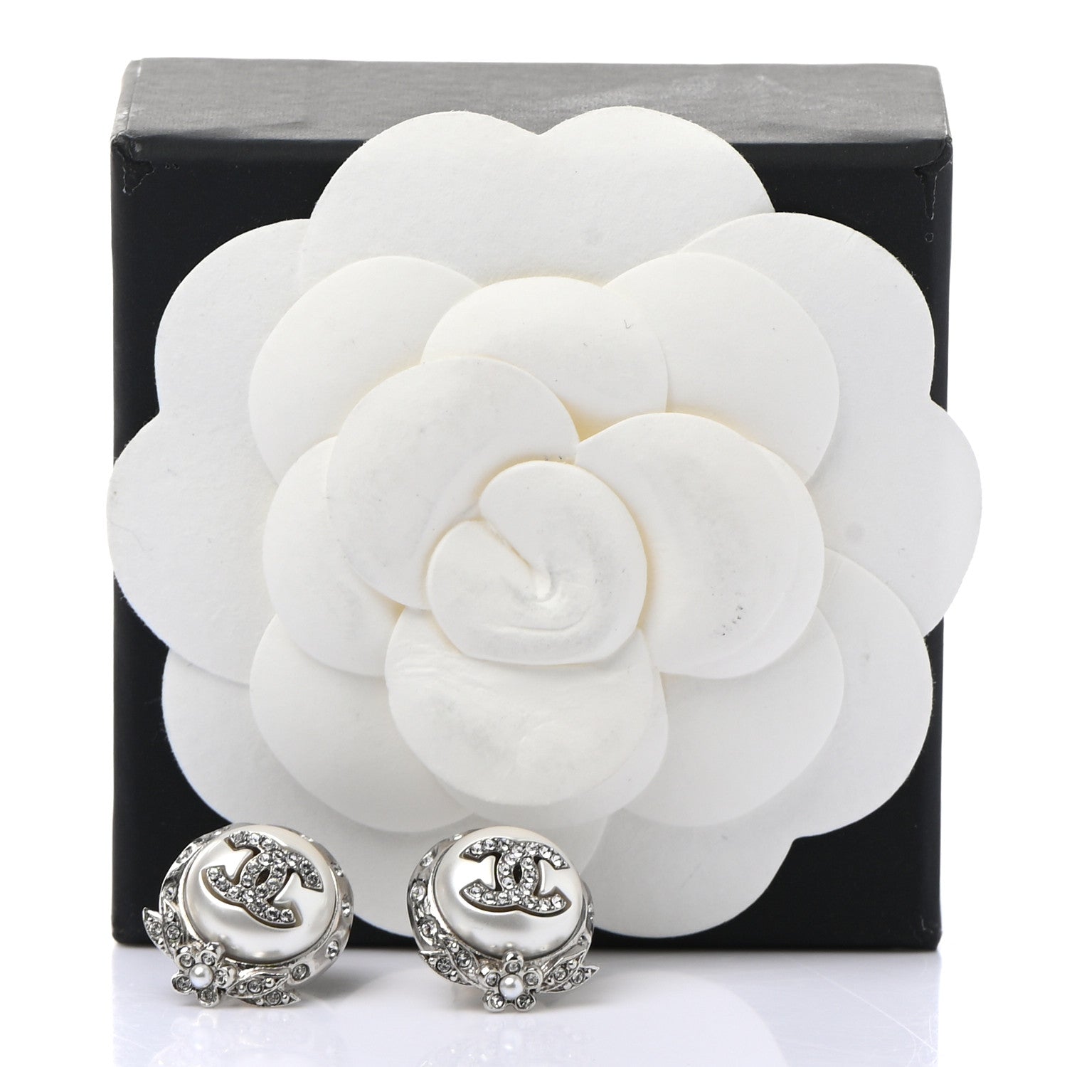 Chanel Pearl Crystal CC Round Earrings Silver 5 of 5