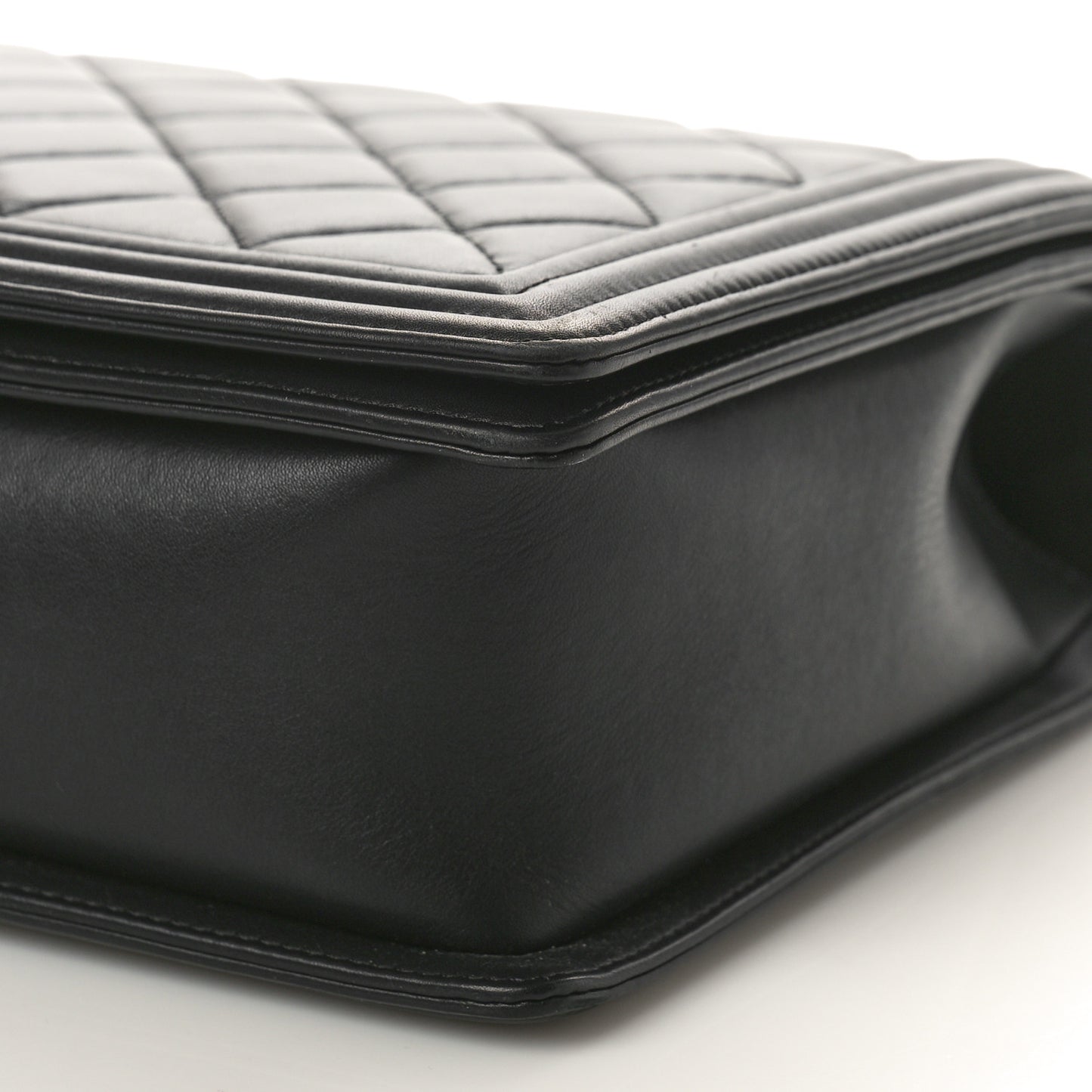 Calfskin Quilted Large Boy Flap Black