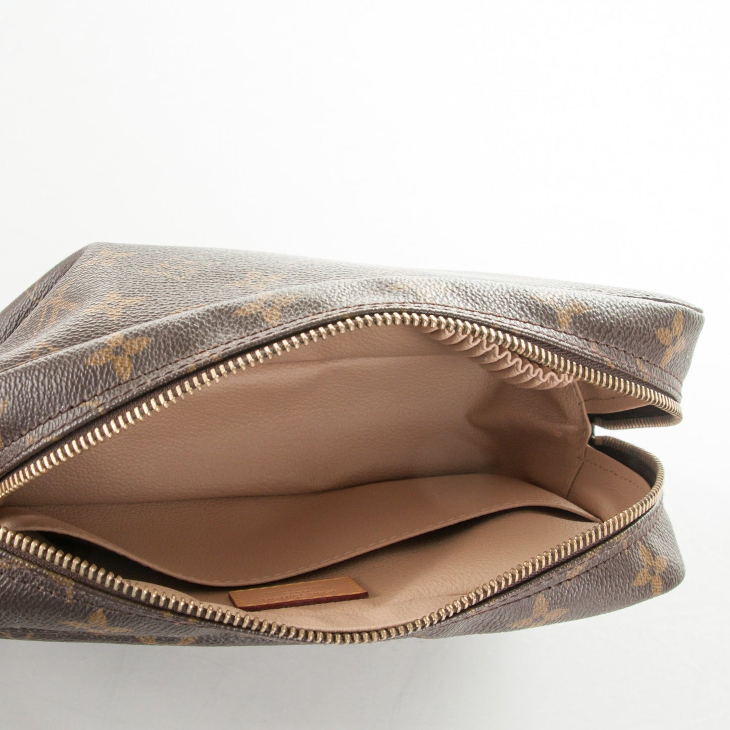 Monogram Trousse Toilette 23
