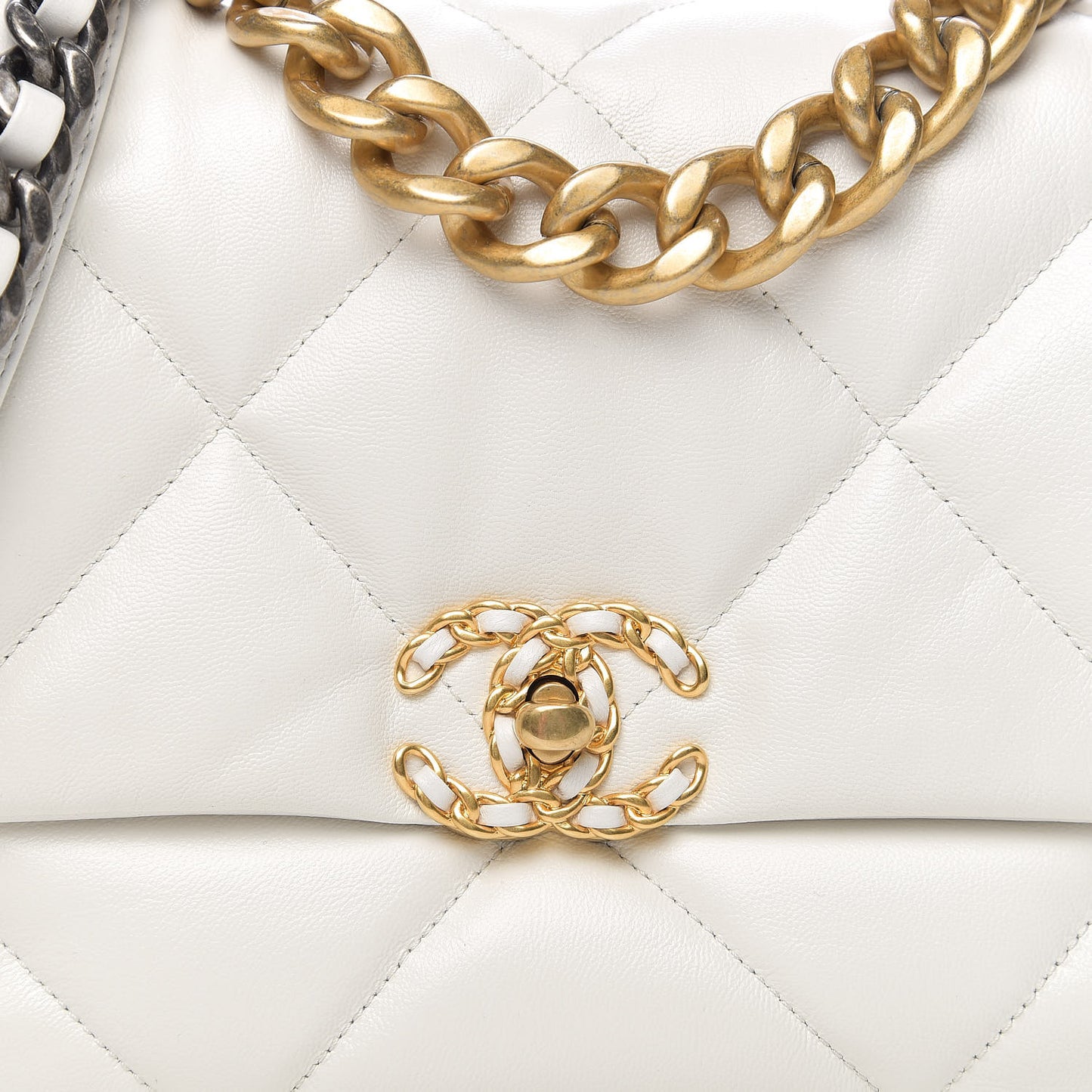 Goatskin Quilted Large 19 Flap White