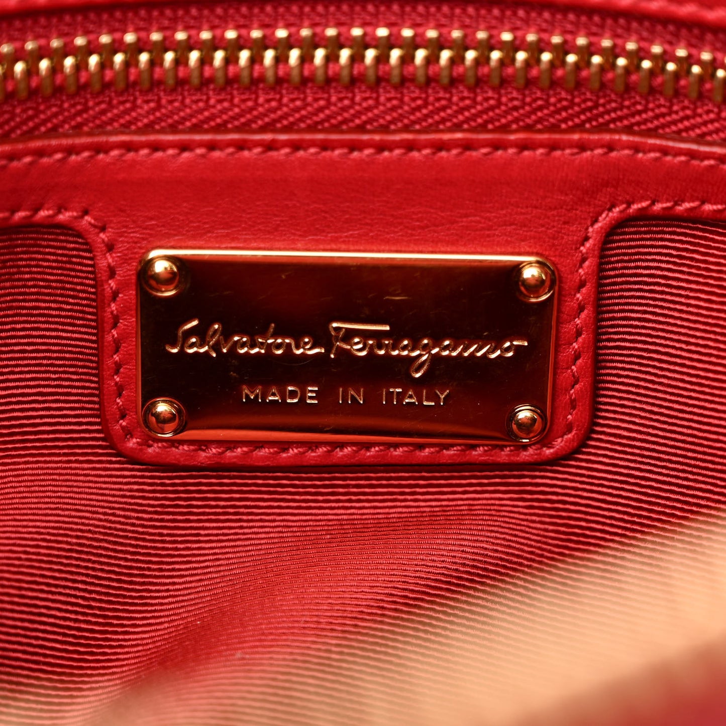 Calfskin Gancini Shoulder Bag Red