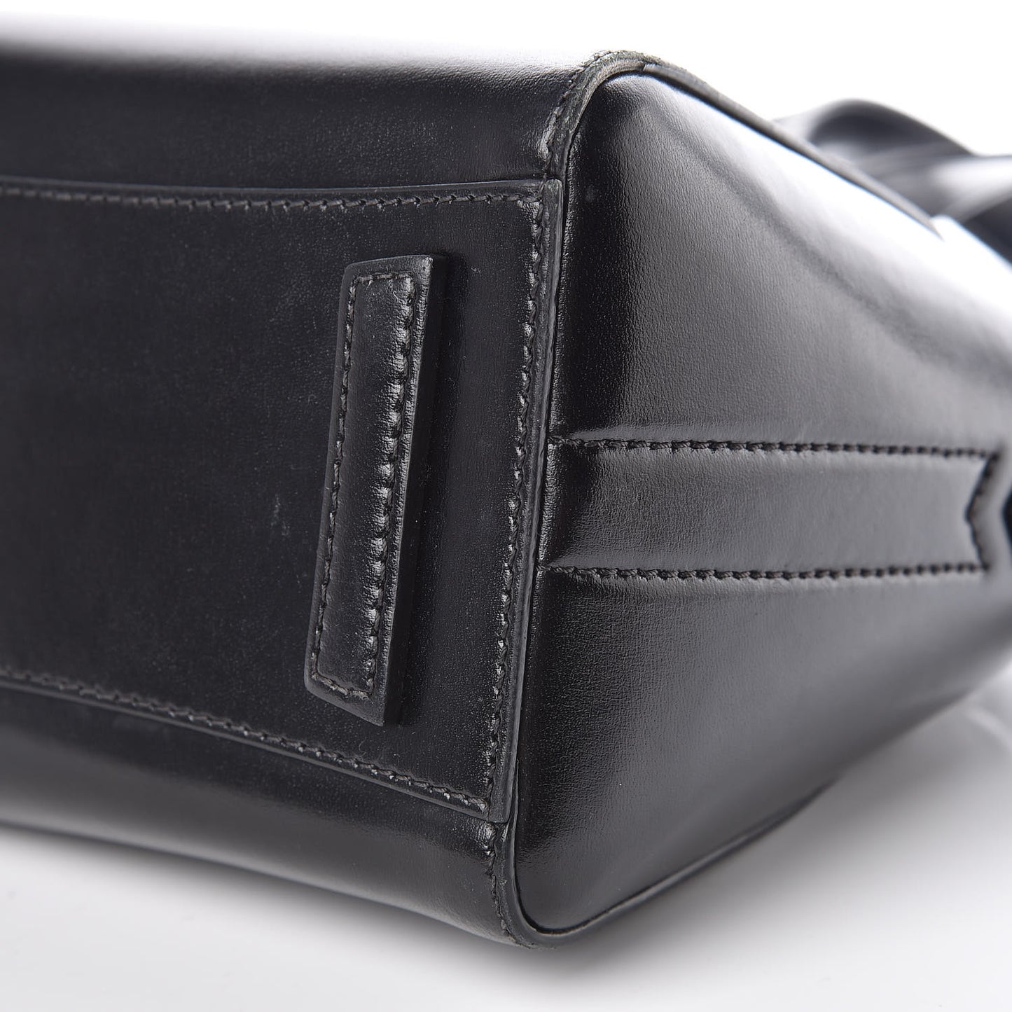 Shiny Lord Calfskin Mini Antigona Black