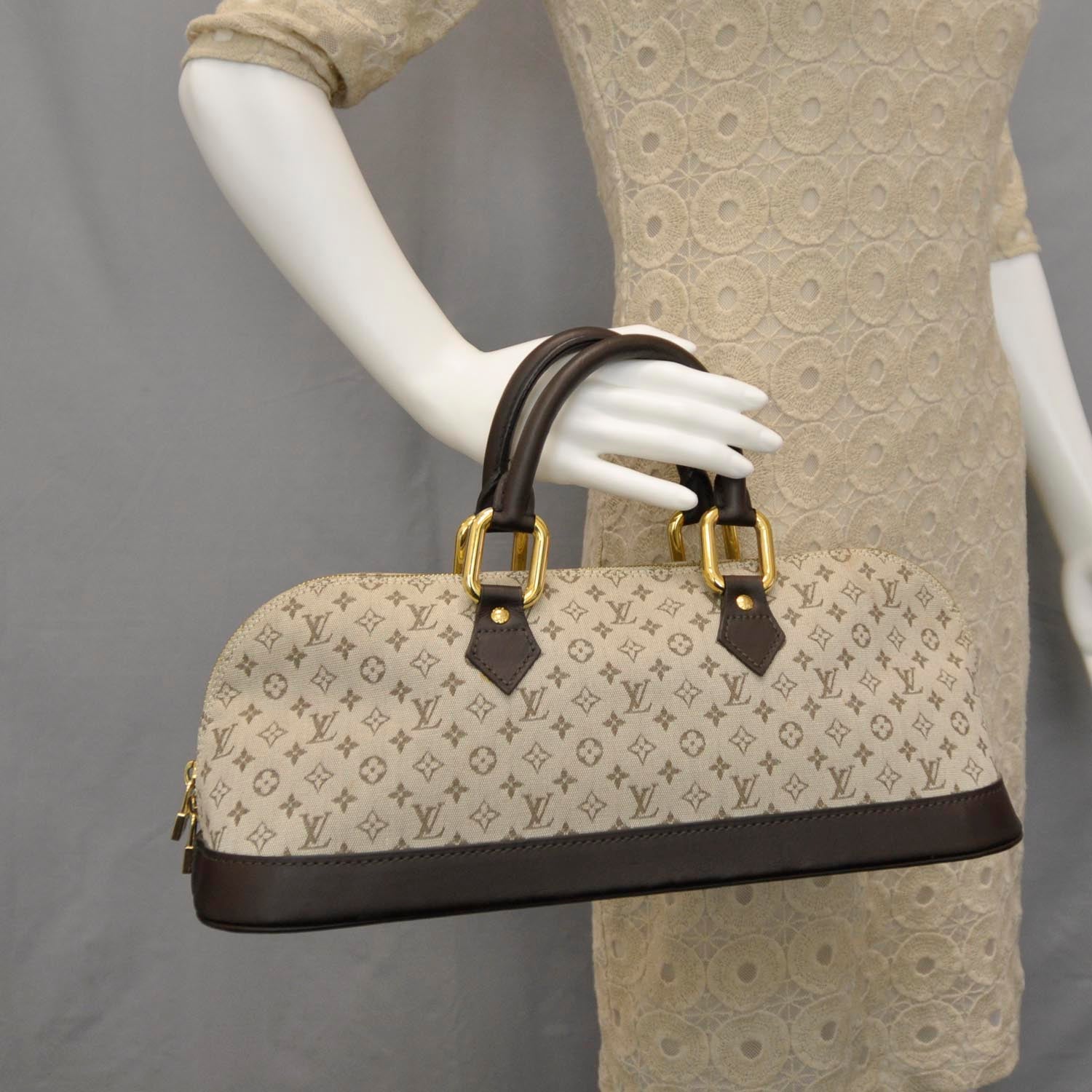 Louis Vuitton Mini Monogram Alma Long Kaki 3 of 7