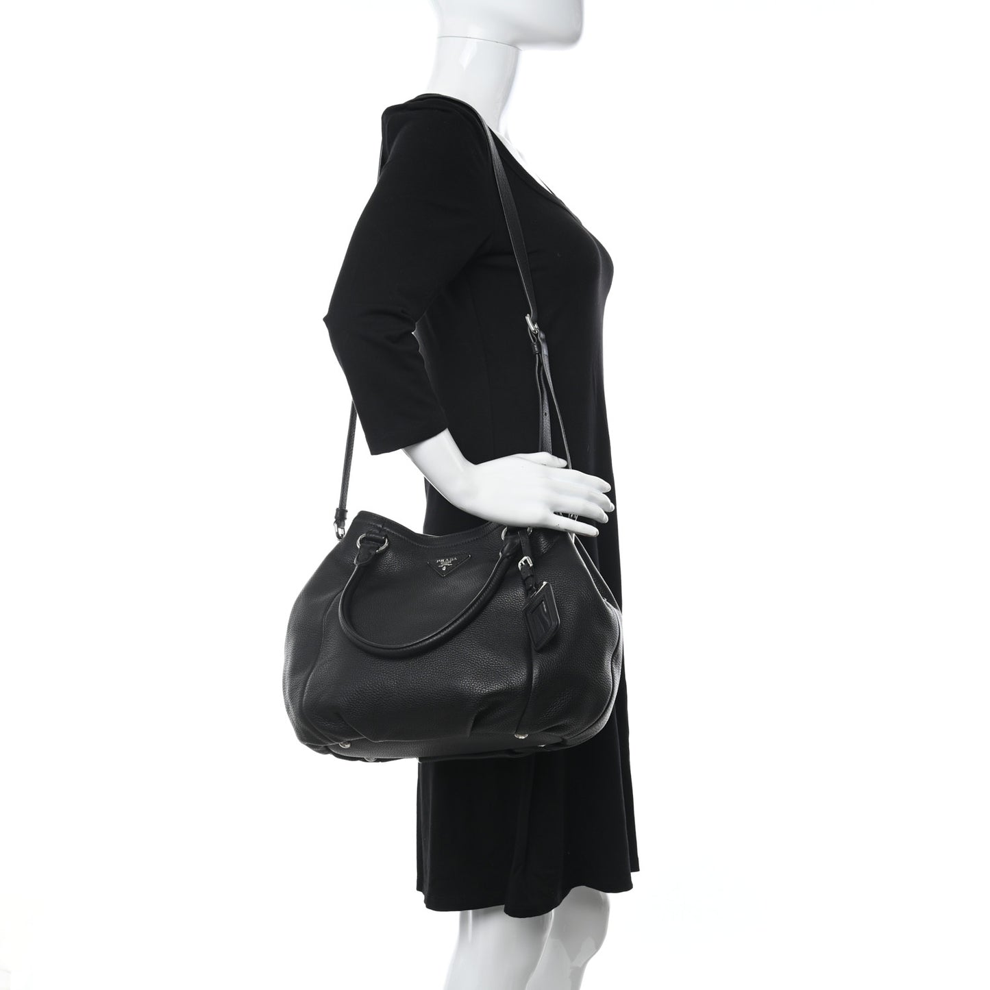 Vitello Daino Shopping Tote Black