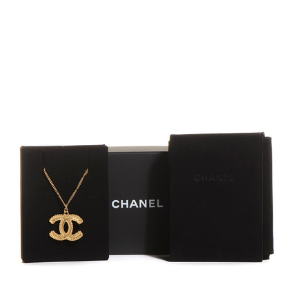 Chanel CC Pendant Necklace Gold 5 of 5