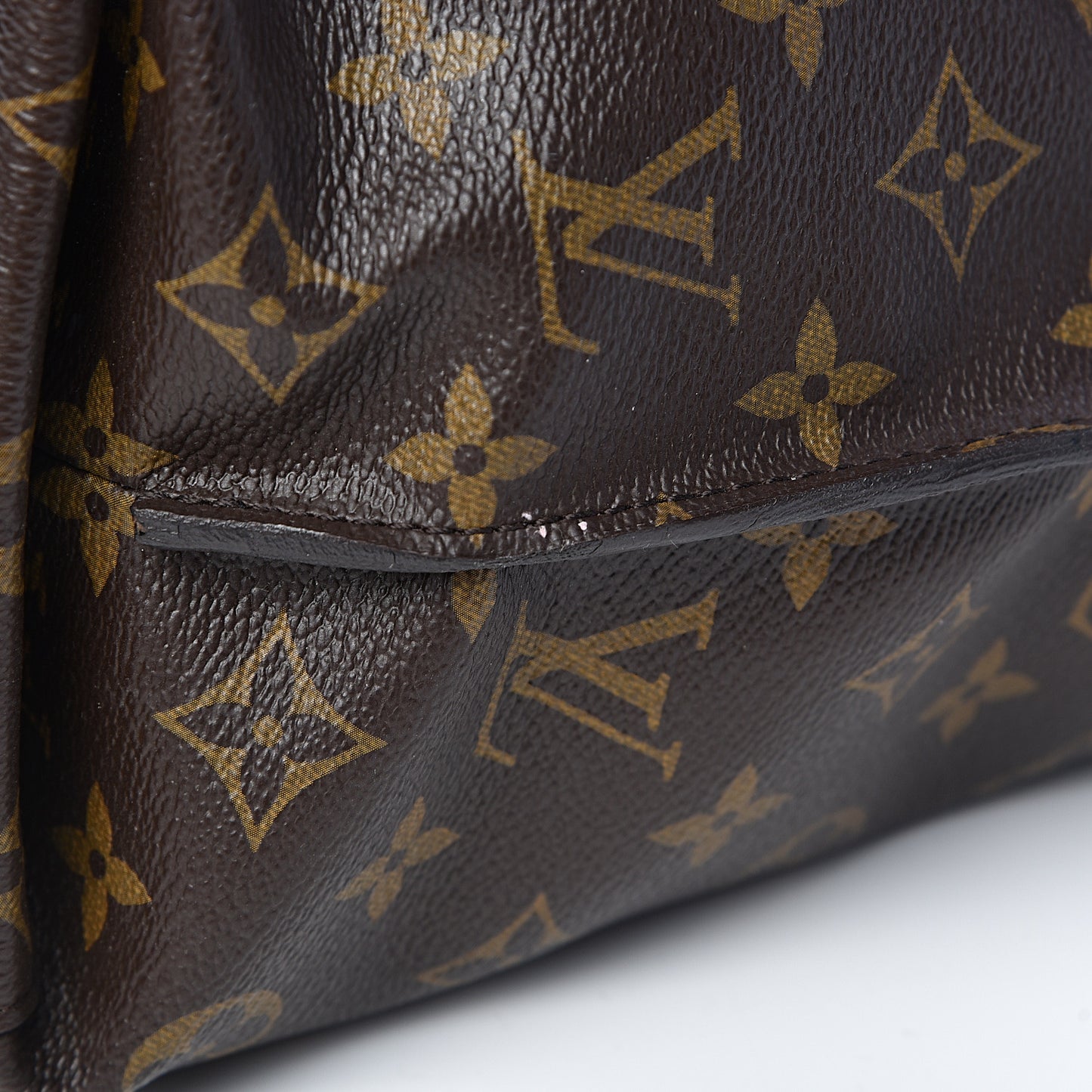 Monogram Metis