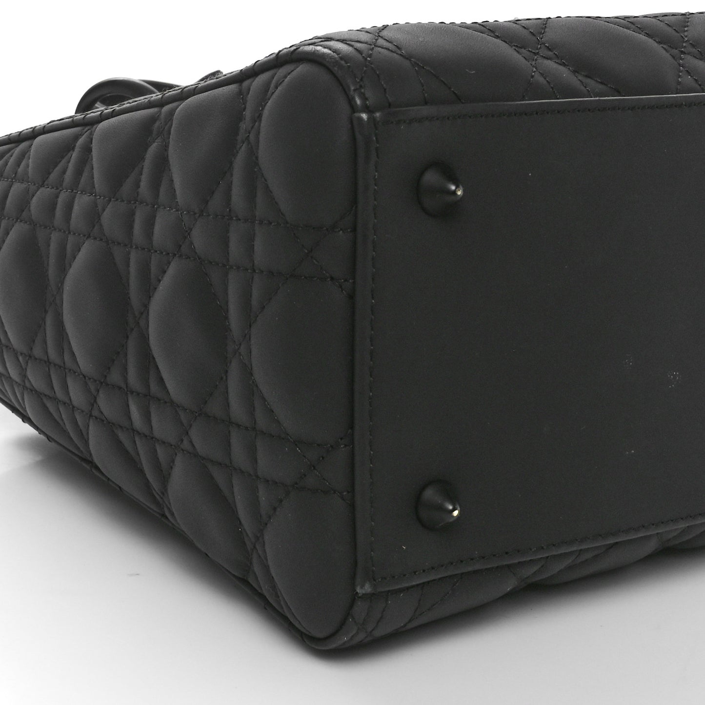 Ultra Matte Calfskin Cannage Medium Lady Dior Black