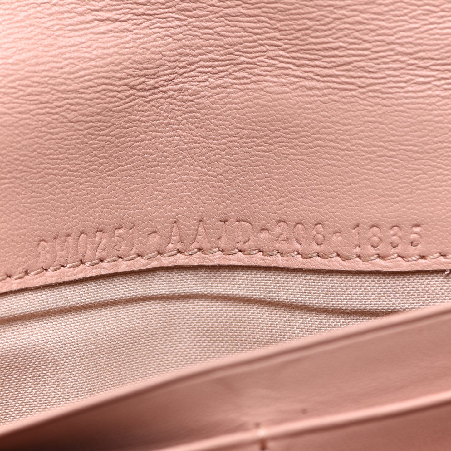 Nappa Matisse FF Embossed Continental Wallet Rose Quarzo