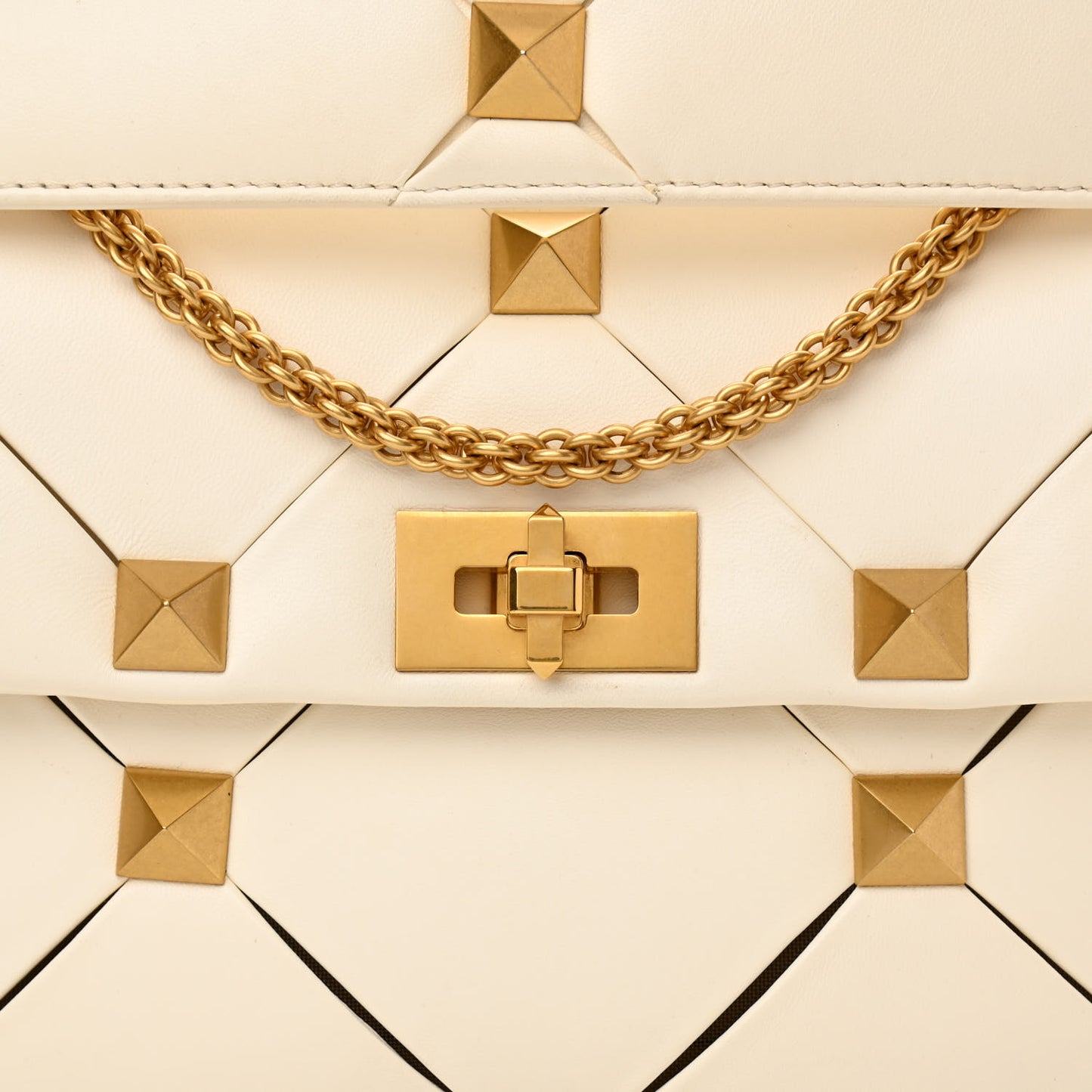 Nappa Large Roman Stud Craving Shoulder Bag Ivory