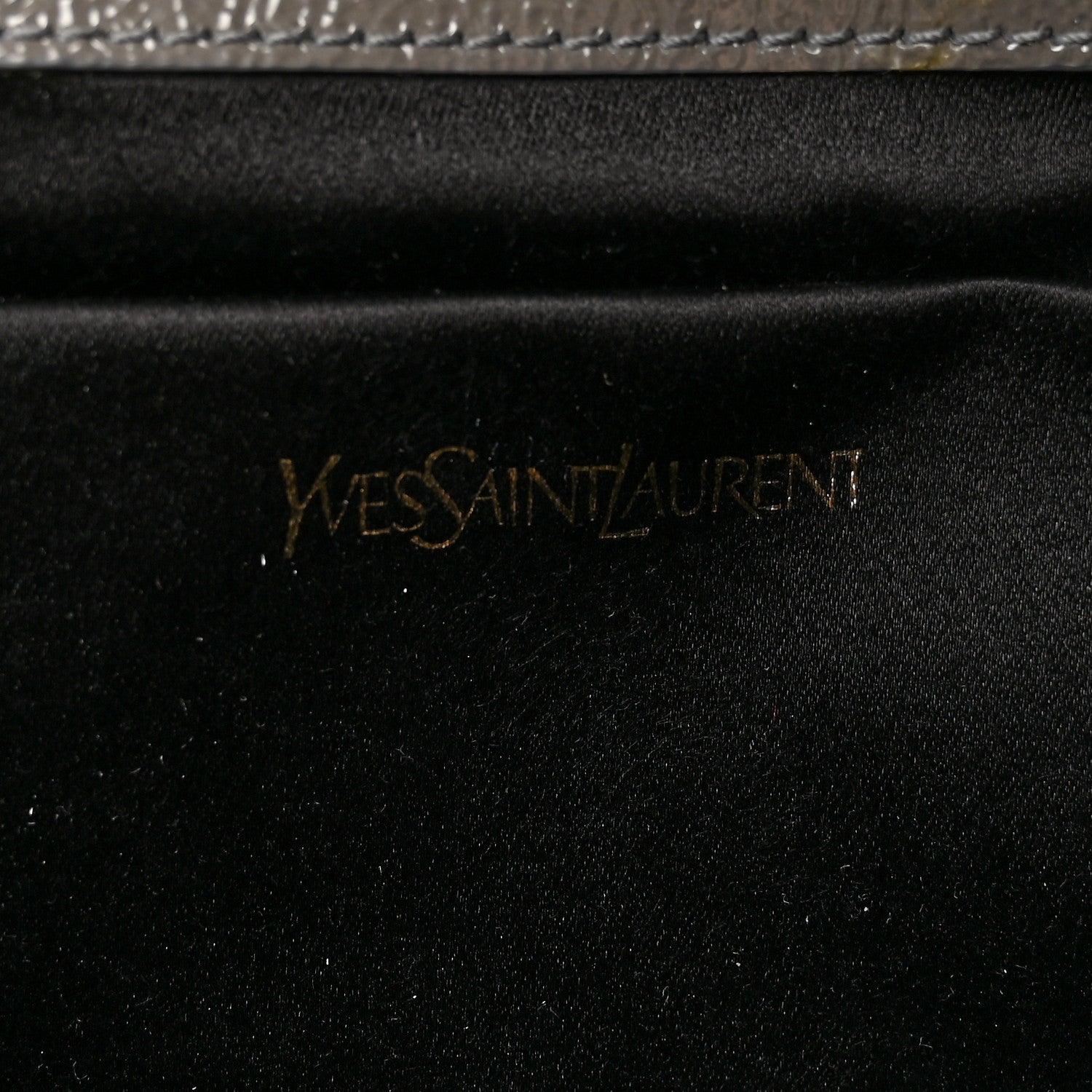 Saint Laurent Textured Patent Calfskin Monogram Large Belle De Jour Clutch Green 6 of 8