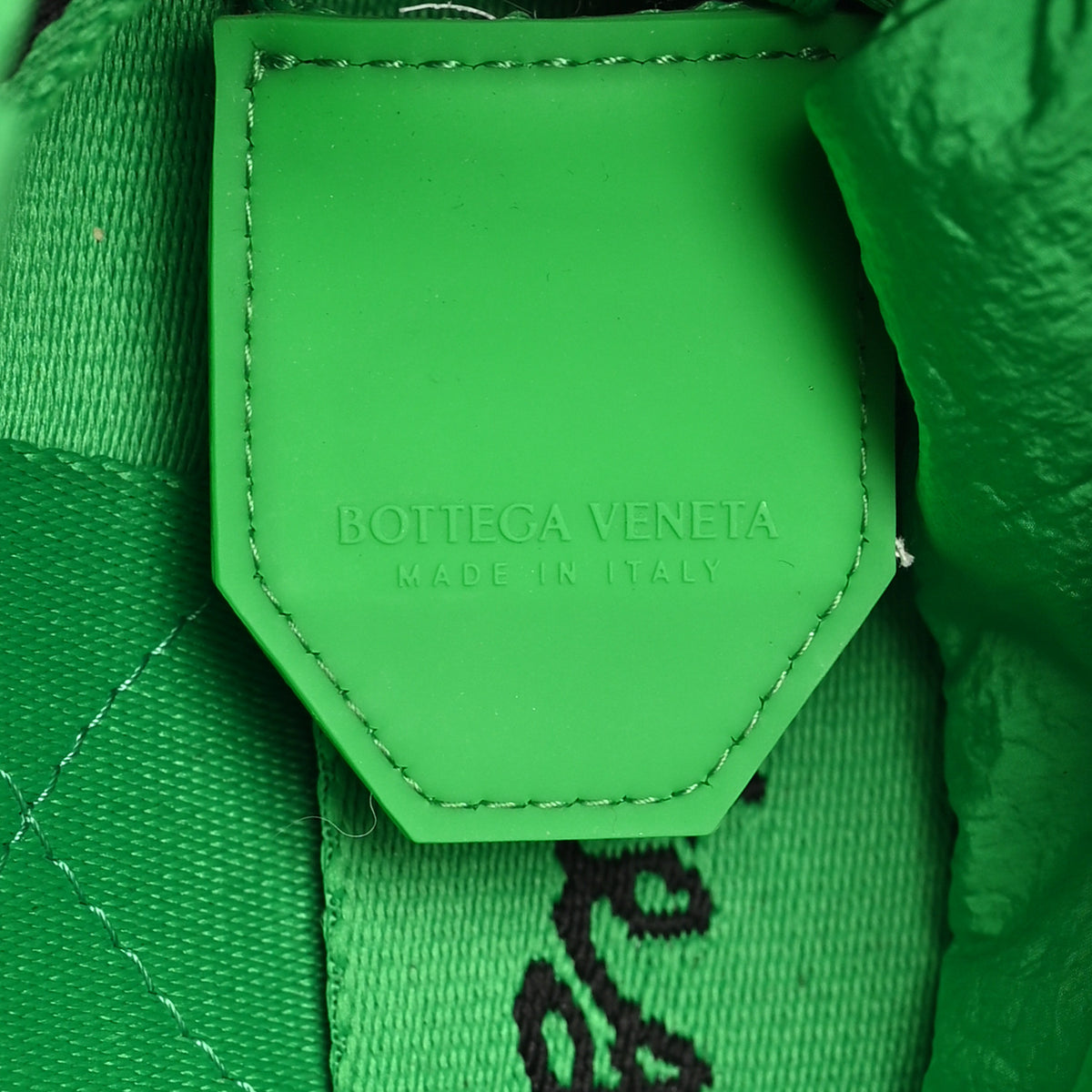 Webbing Maxi Intrecciato Cassette Crossbody Bag Parakeet