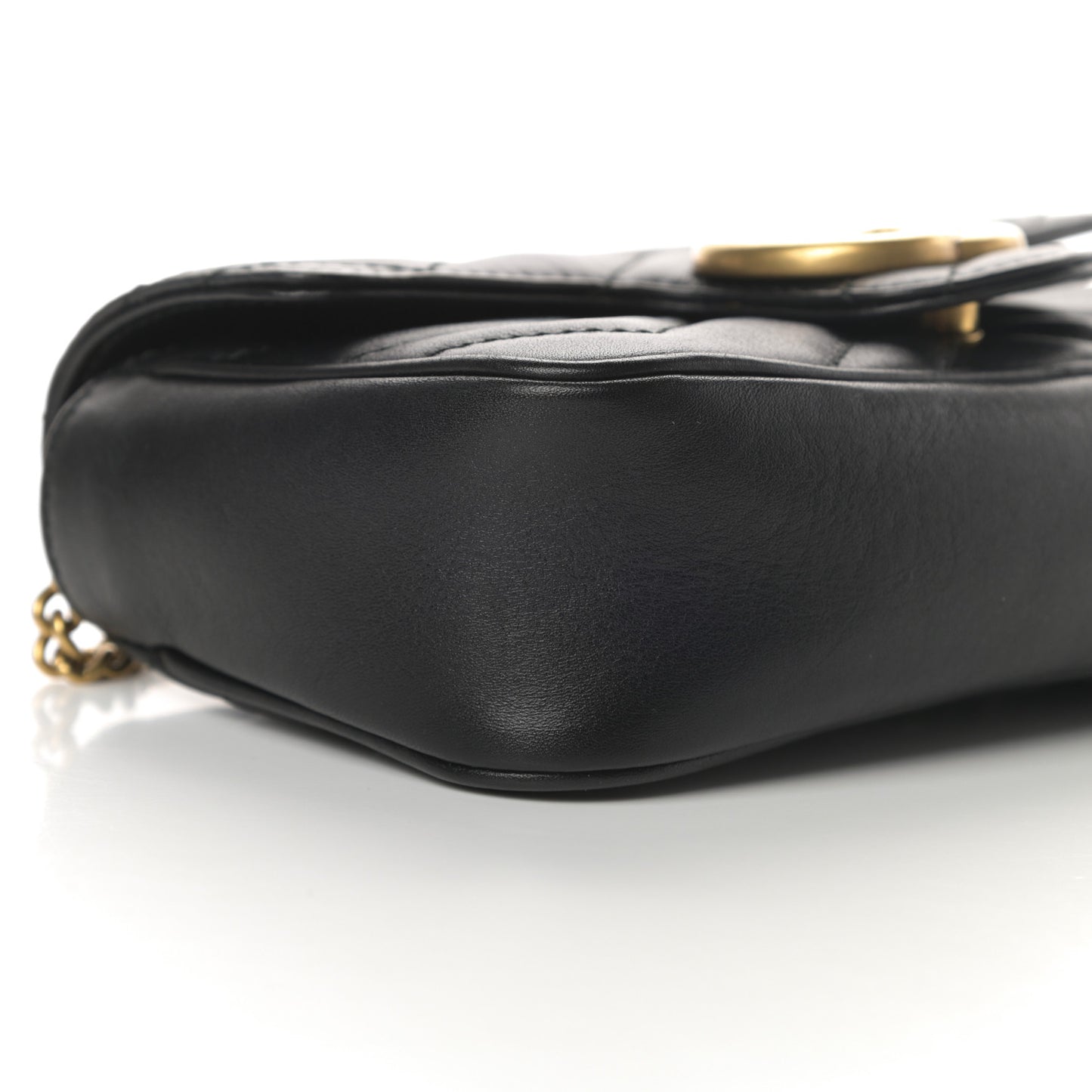 Calfskin Matelasse Super Mini GG Marmont Shoulder Bag Black