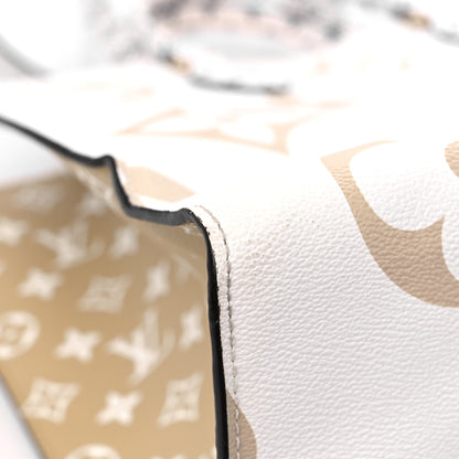 Louis Vuitton Monogram Giant Onthego GM Kaki Beige 8 of 13