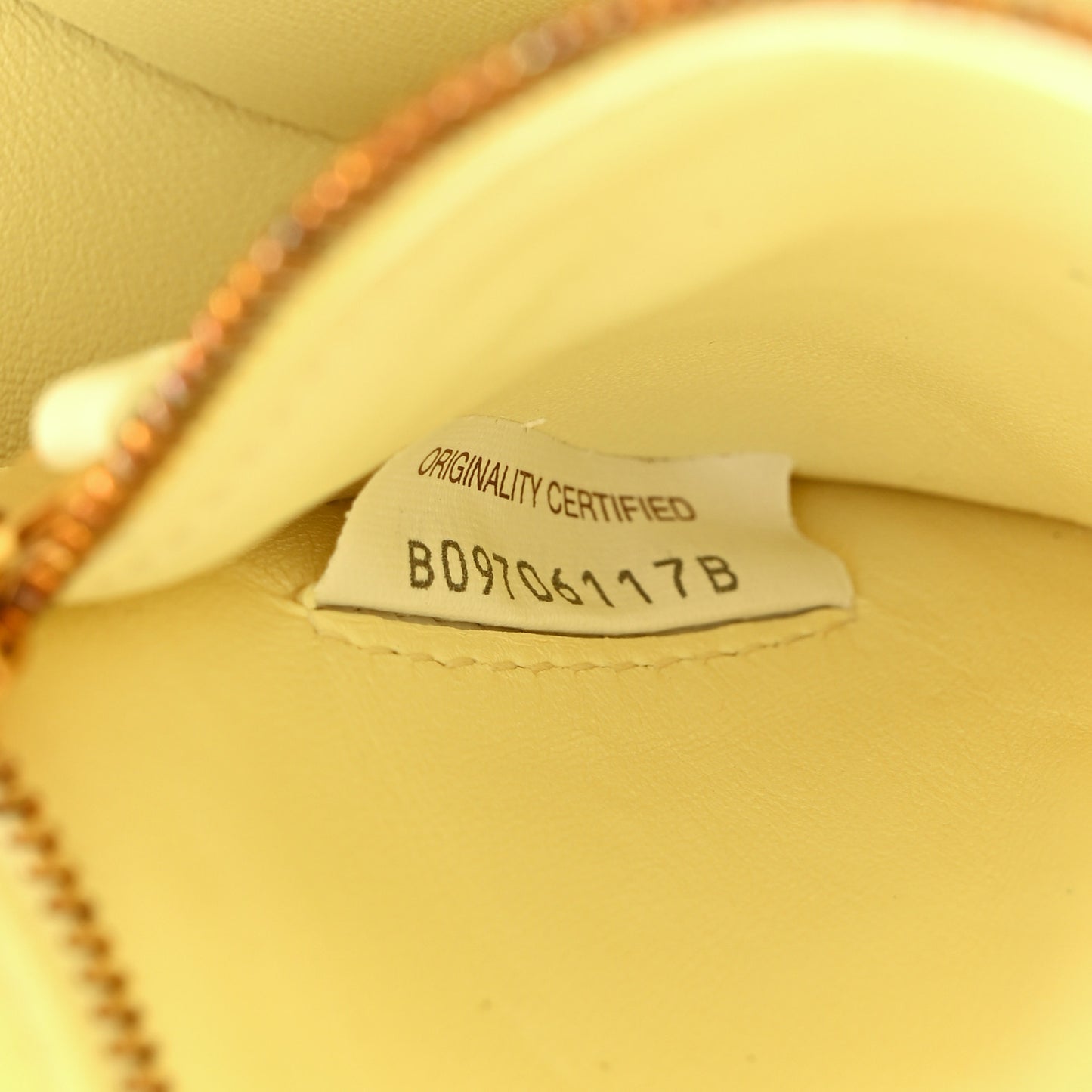 Grained Calfskin Maxi Intrecciato Cassette Crossbody Bag Ice Cream