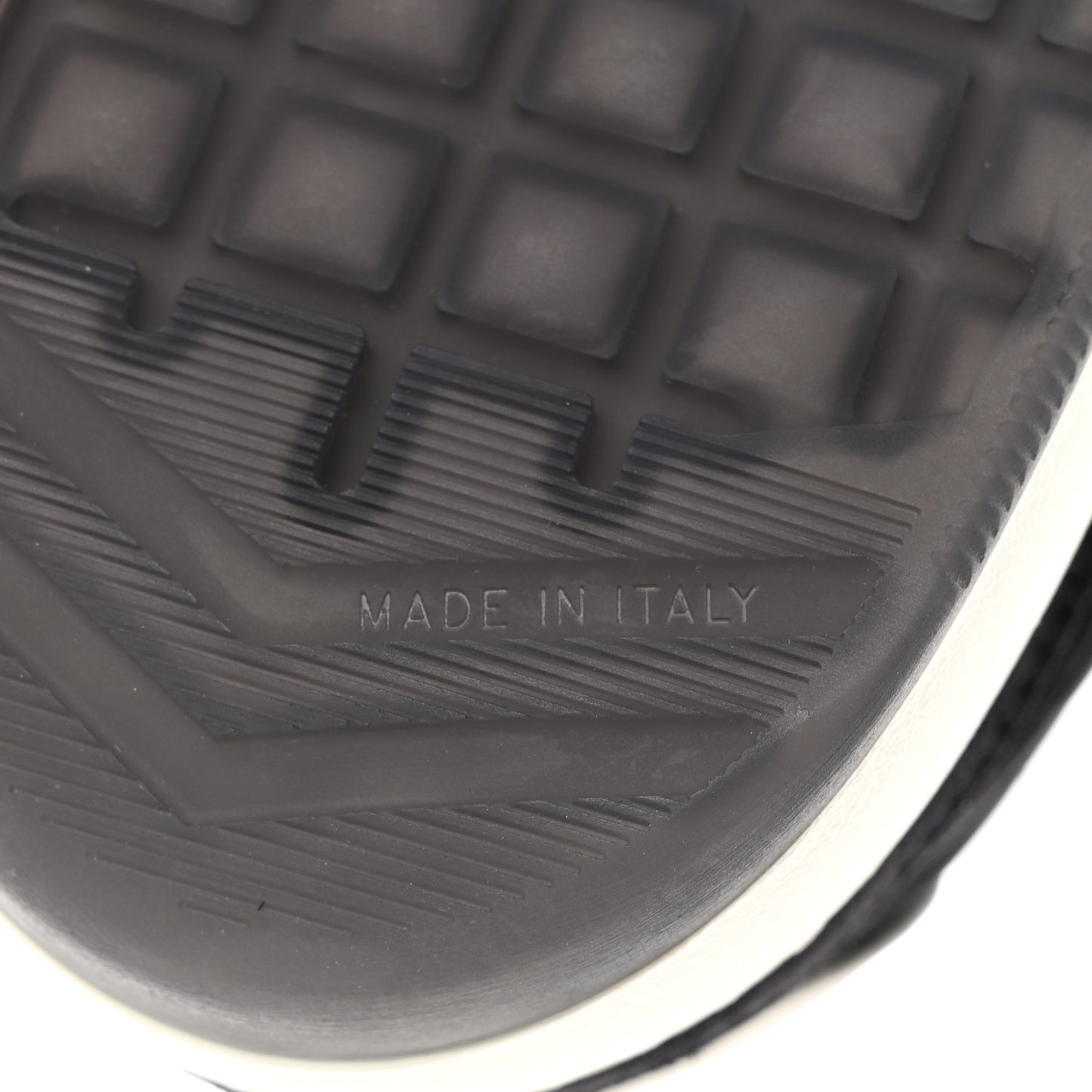 Suede Fabric Calfskin Womens CC Sneakers 36 Black White