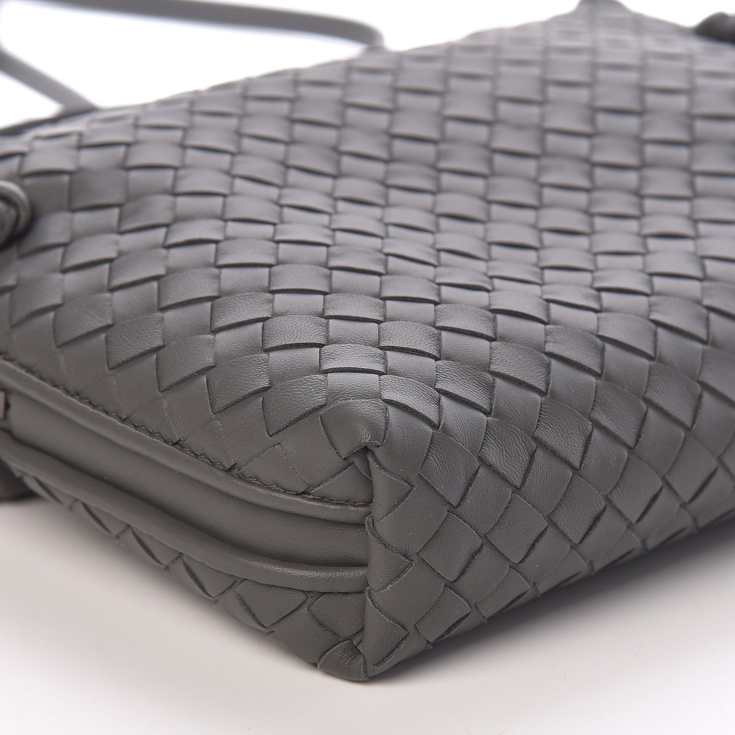 Nappa Intrecciato Nodini Crossbody Messenger Light Grey