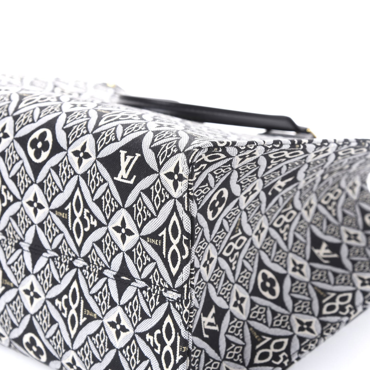 Jacquard Since 1854 Onthego GM Grey
