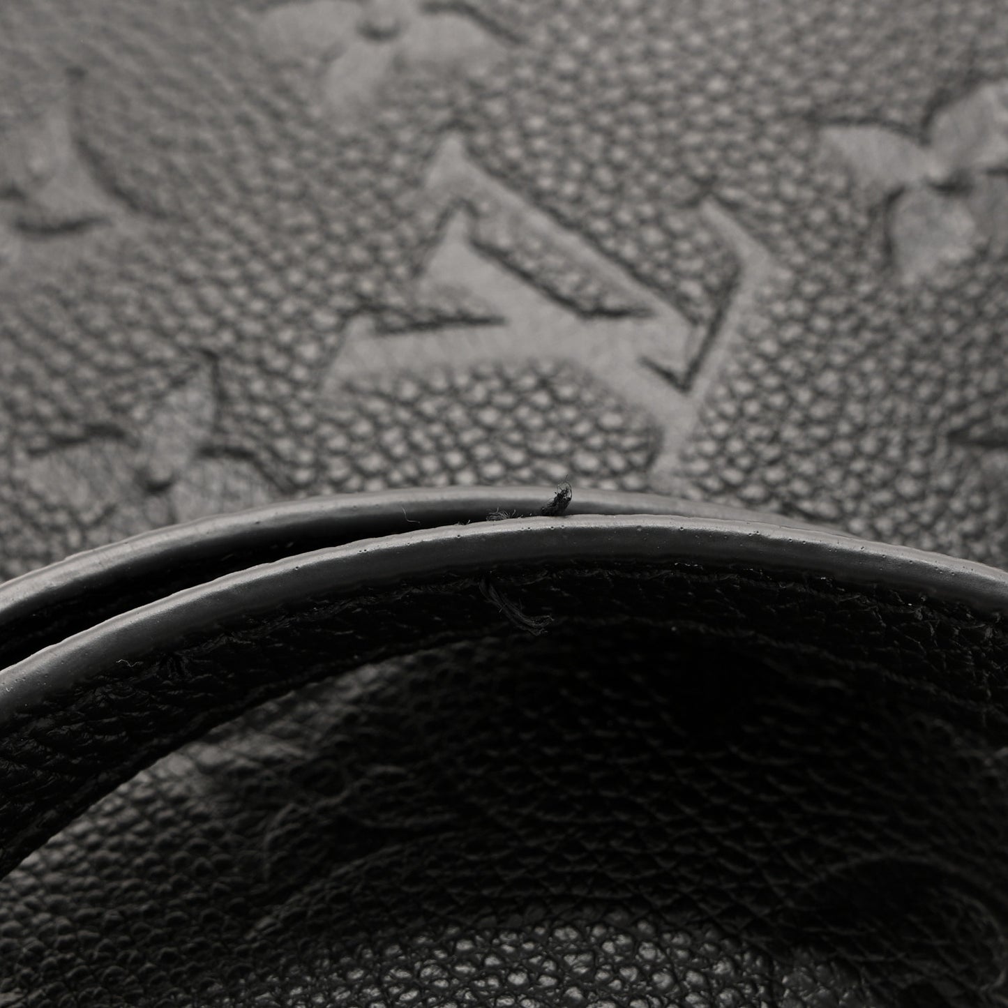 Empreinte Monogram Liv Pochette Black