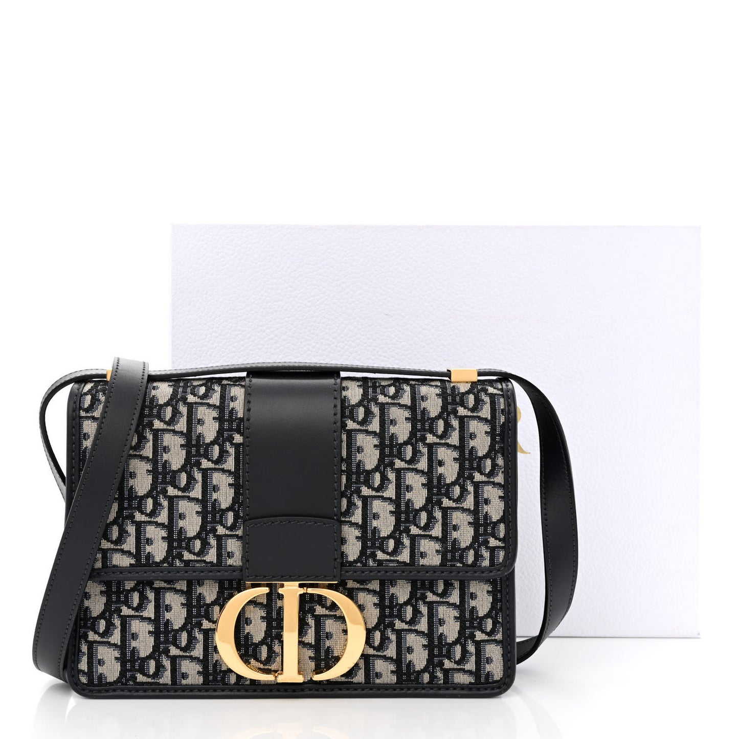 Oblique 30 Montaigne Flap Bag Blue