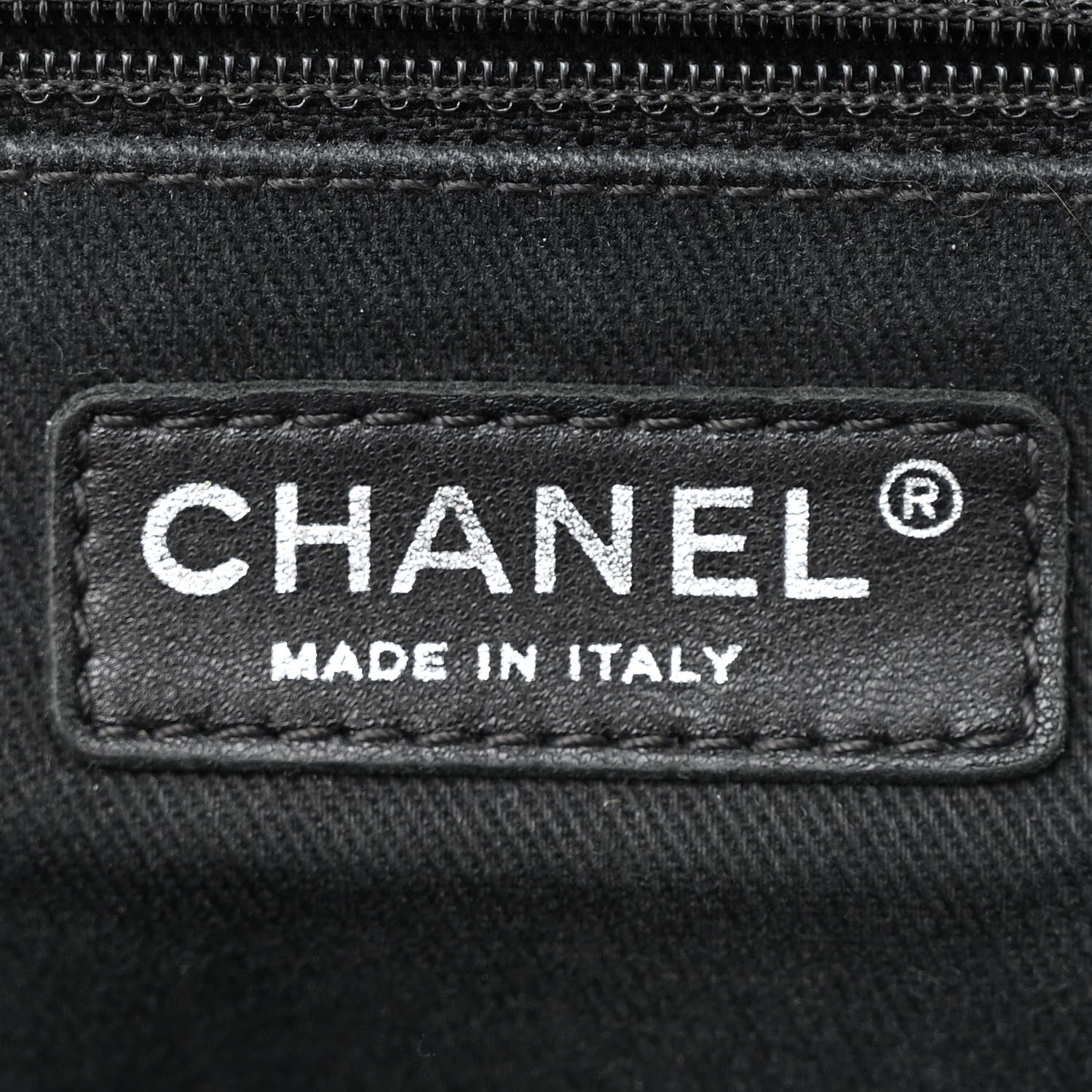 Chanel Iridescent Caviar Quilted Jumbo Easy Flap Dark Blue 6 of 13