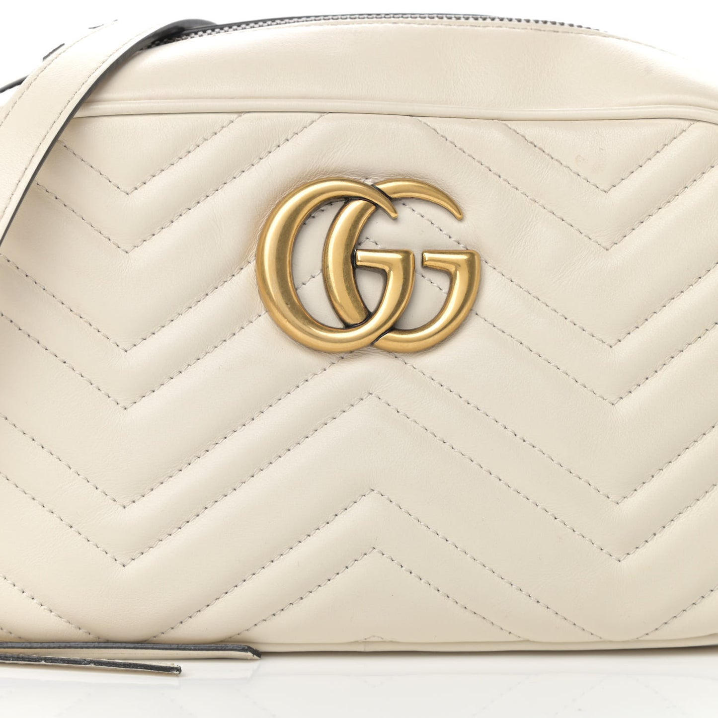 Calfskin Matelasse Small GG Marmont Chain Shoulder Bag White