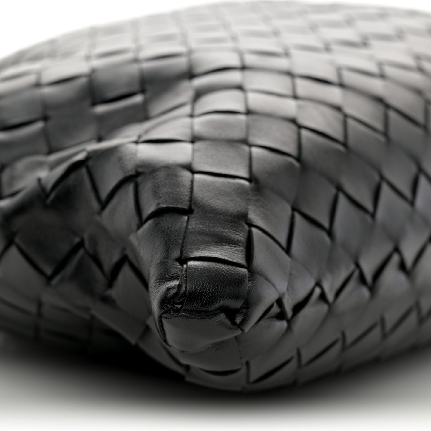 Calfskin Intrecciato Small Hop Black
