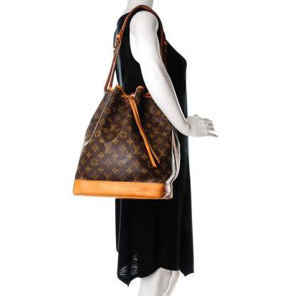 Louis Vuitton Monogram Noe 2 of 11