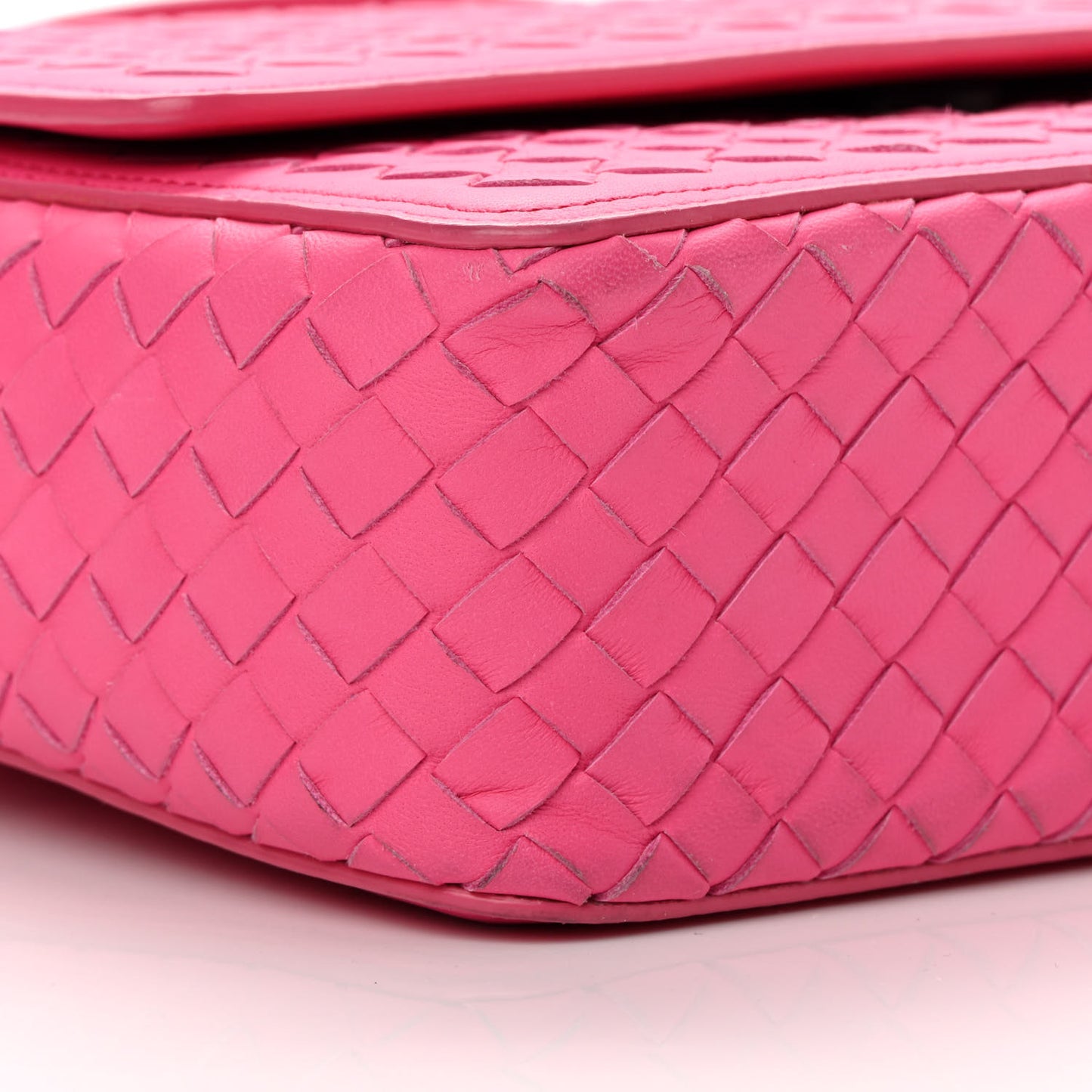 Nappa Intrecciato Alumna Bag Rosa Shock