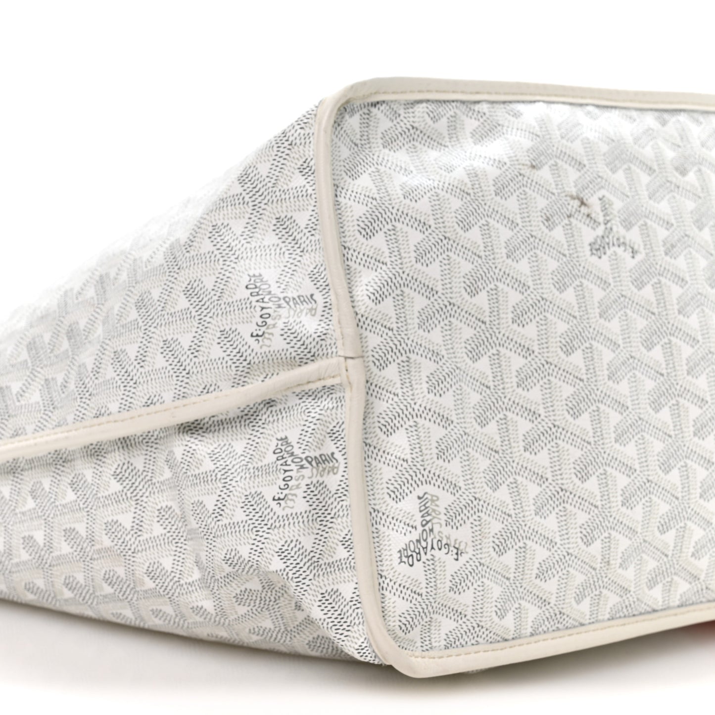 X PEANUTS Goyardine Reversible Anjou GM White
