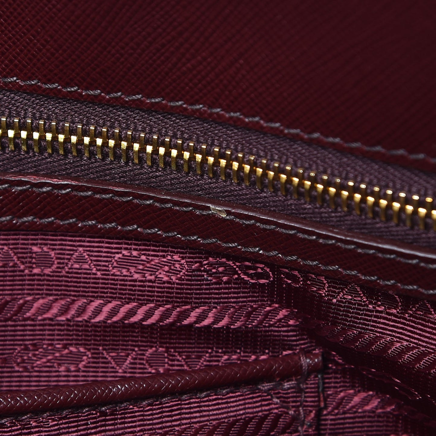 Saffiano Lux Extra Large Galleria Double Zip Tote Granato