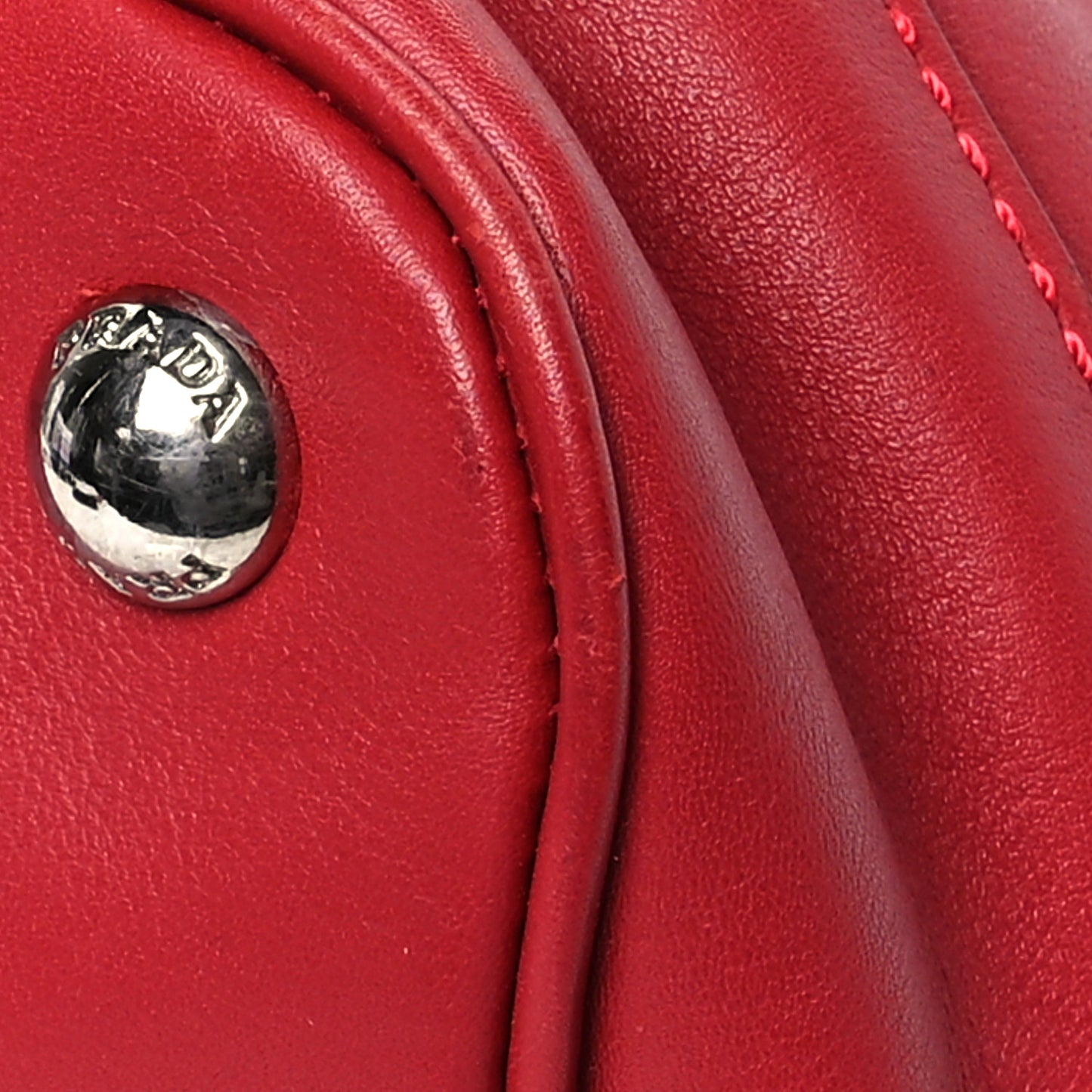 Soft Calf Bucket Bag Rosso