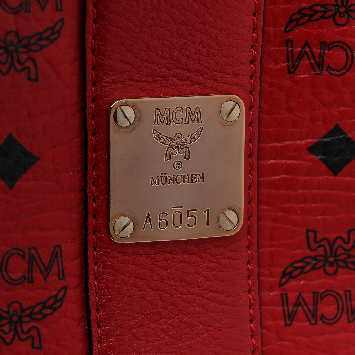 MCM Visetos Large Liz Reversible Shopper Tote Ruby Red 10 of 31