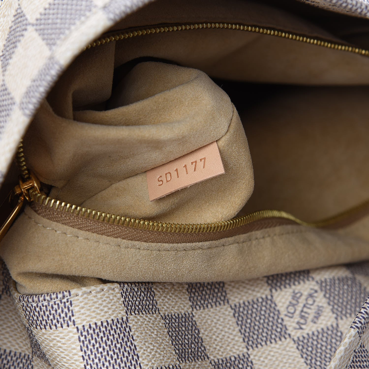 Louis Vuitton Damier Azur Artsy MM 10 of 12
