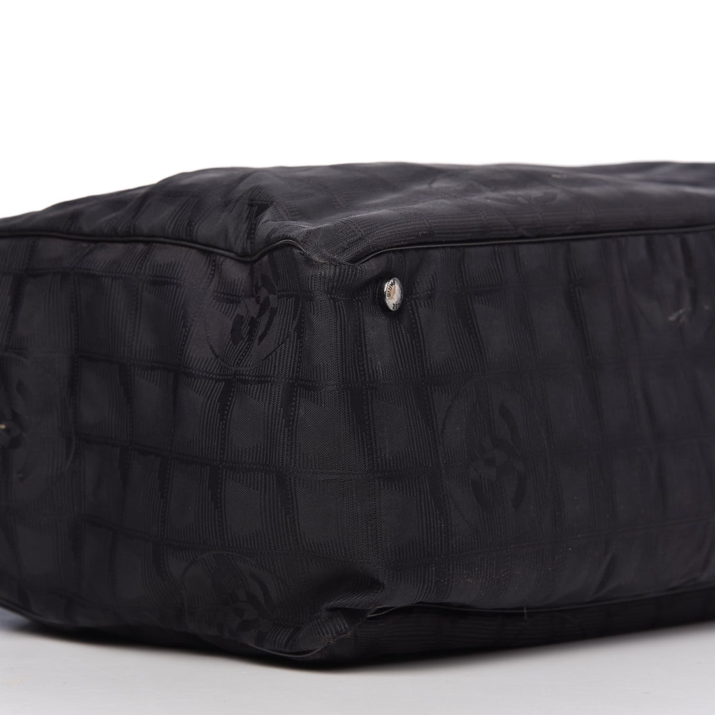 Nylon Medium Travel Tote Black