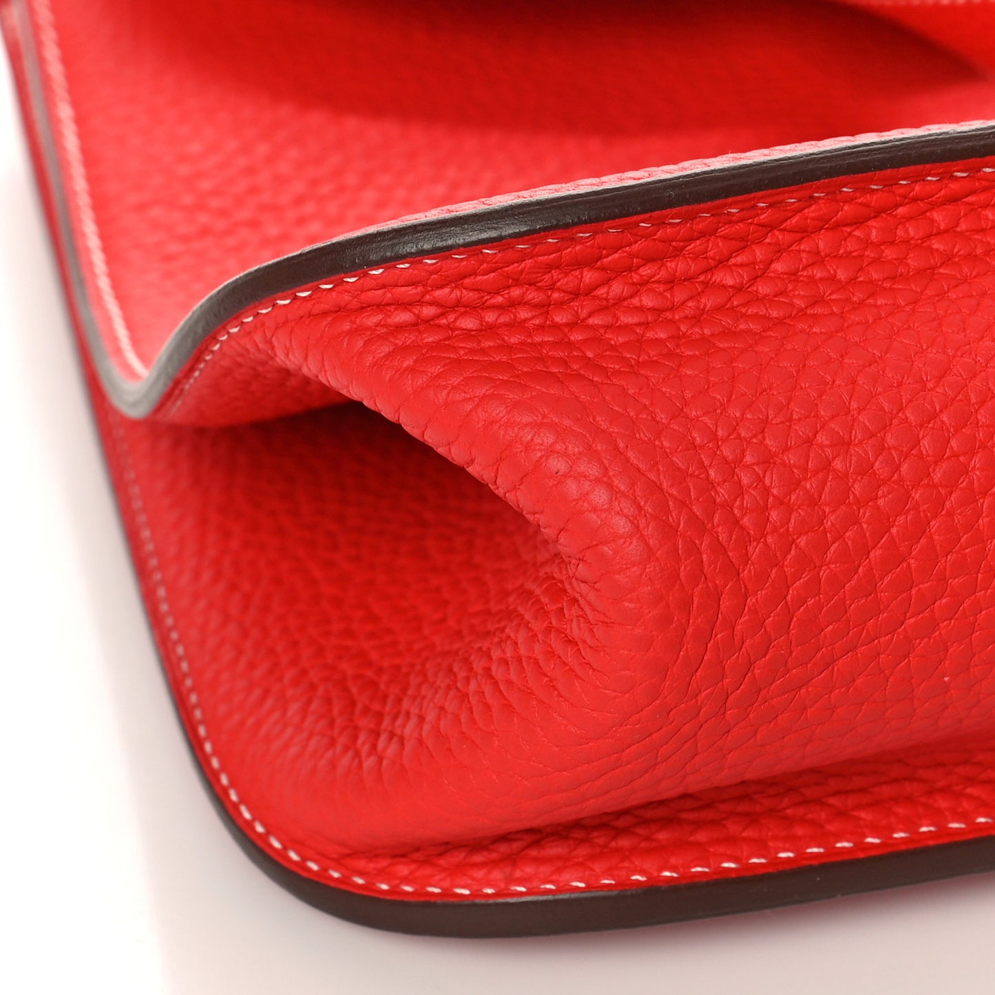 Taurillon Clemence Verso Halzan 31 GM Rouge Casaque Vermillion