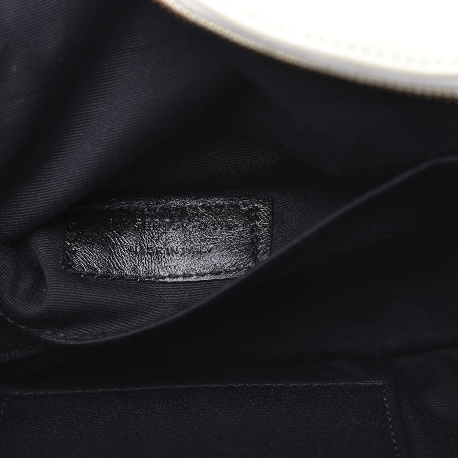 Saint Laurent Grain De Poudre Monogram Belt Bag Blanc Vintage 7 of 12