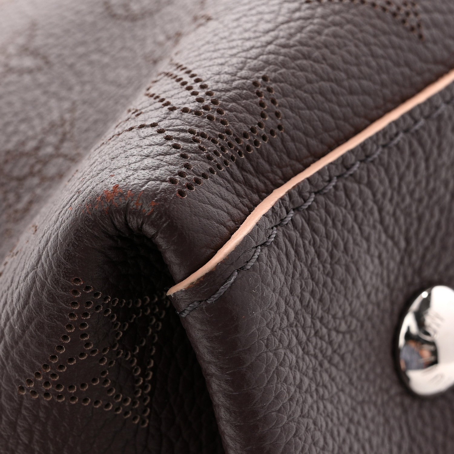 Louis Vuitton Mahina Carmel Hobo Chocolate 10 of 10