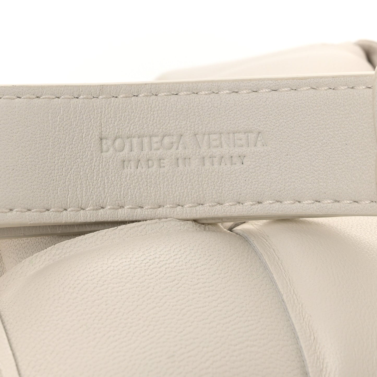 Nappa Maxi Intrecciato Padded The Belt Cassette Bag Chalk