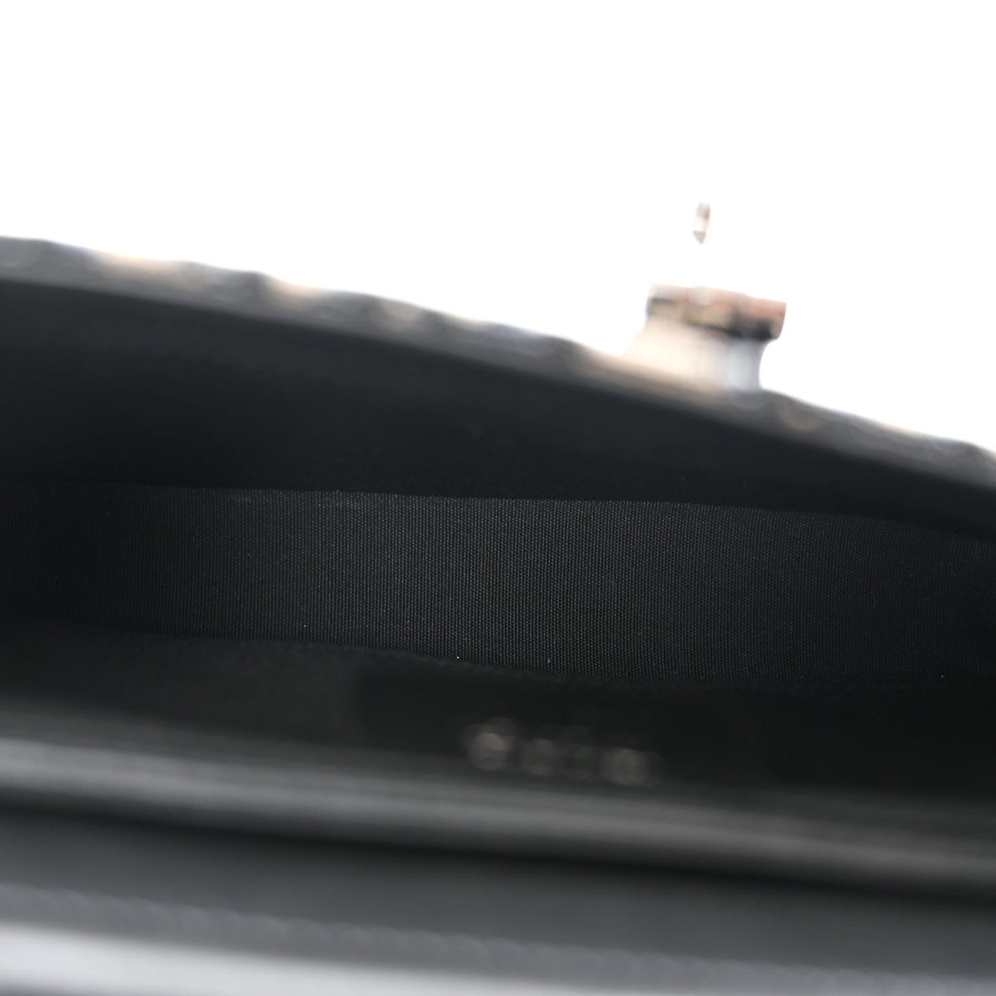 Oblique Smooth Calfskin Messenger Beige Black