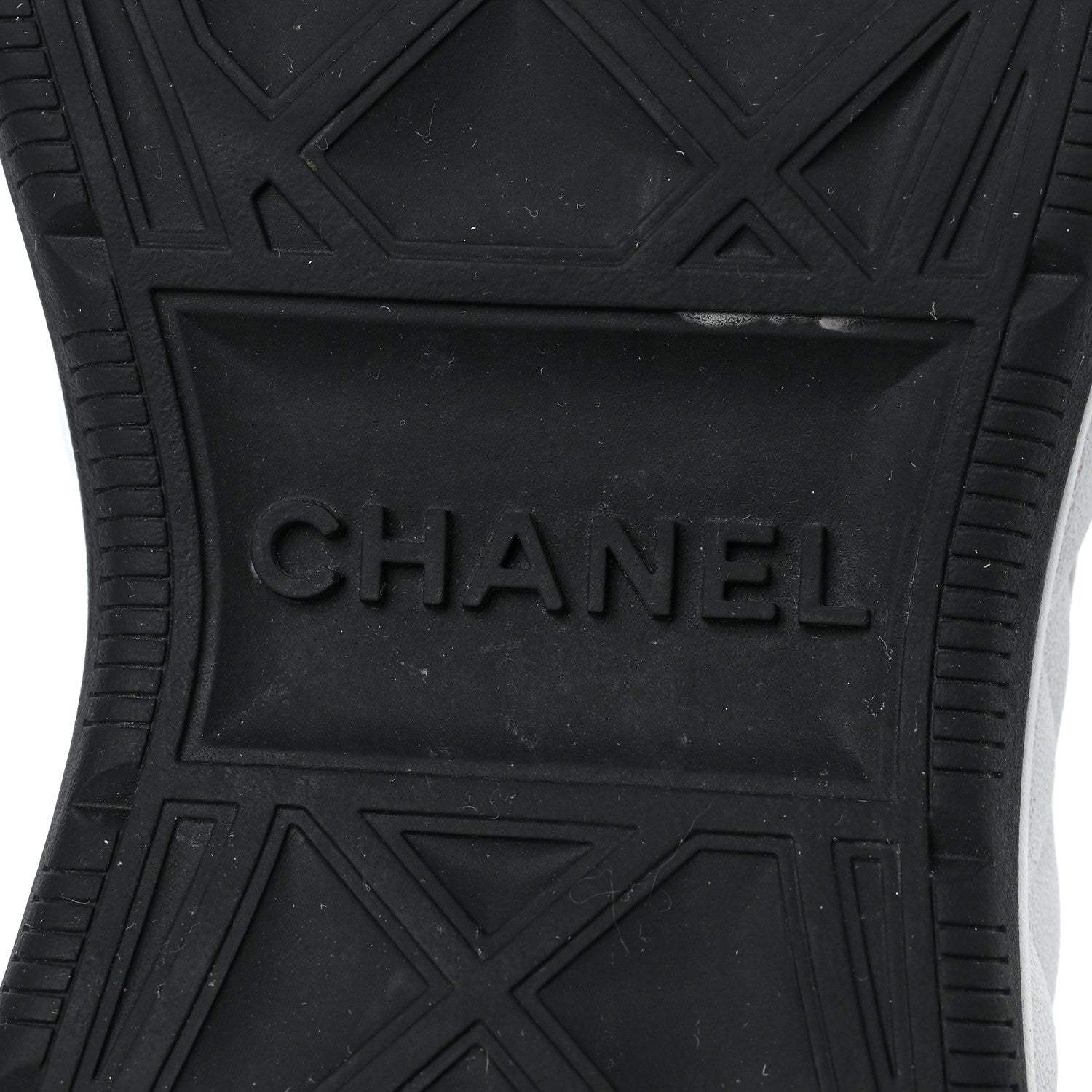Chanel Velvet Calfskin Mixed Fibers CC Sneakers 37.5 Ivory Black 7 of 9