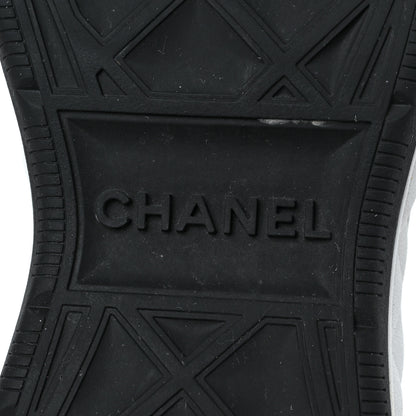 Chanel Velvet Calfskin Mixed Fibers CC Sneakers 37.5 Ivory Black 7 of 9