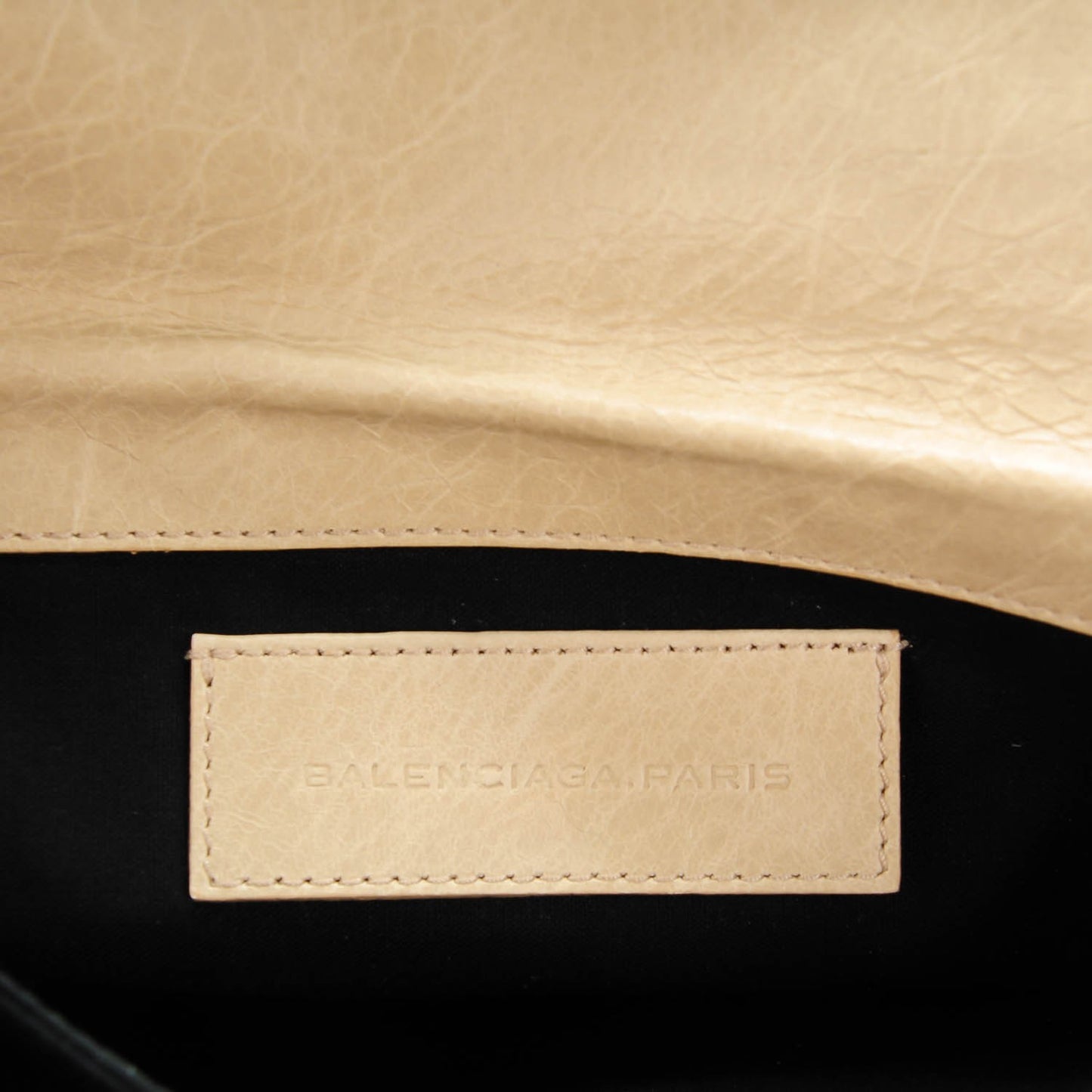 Agneau Classic Hardware Envelope Clutch Sahara